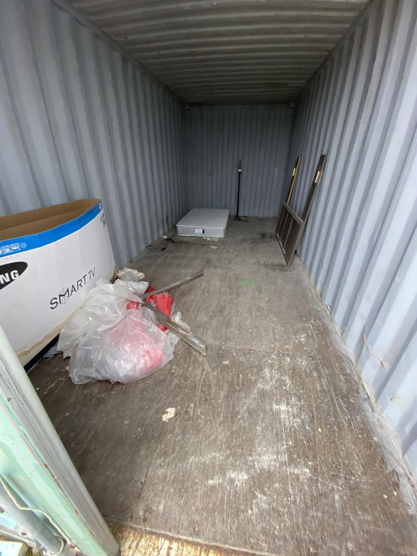 20FT SEA CONTAINER RATED 5 DOOR HARD TO CLOSE - Image 2 of 2