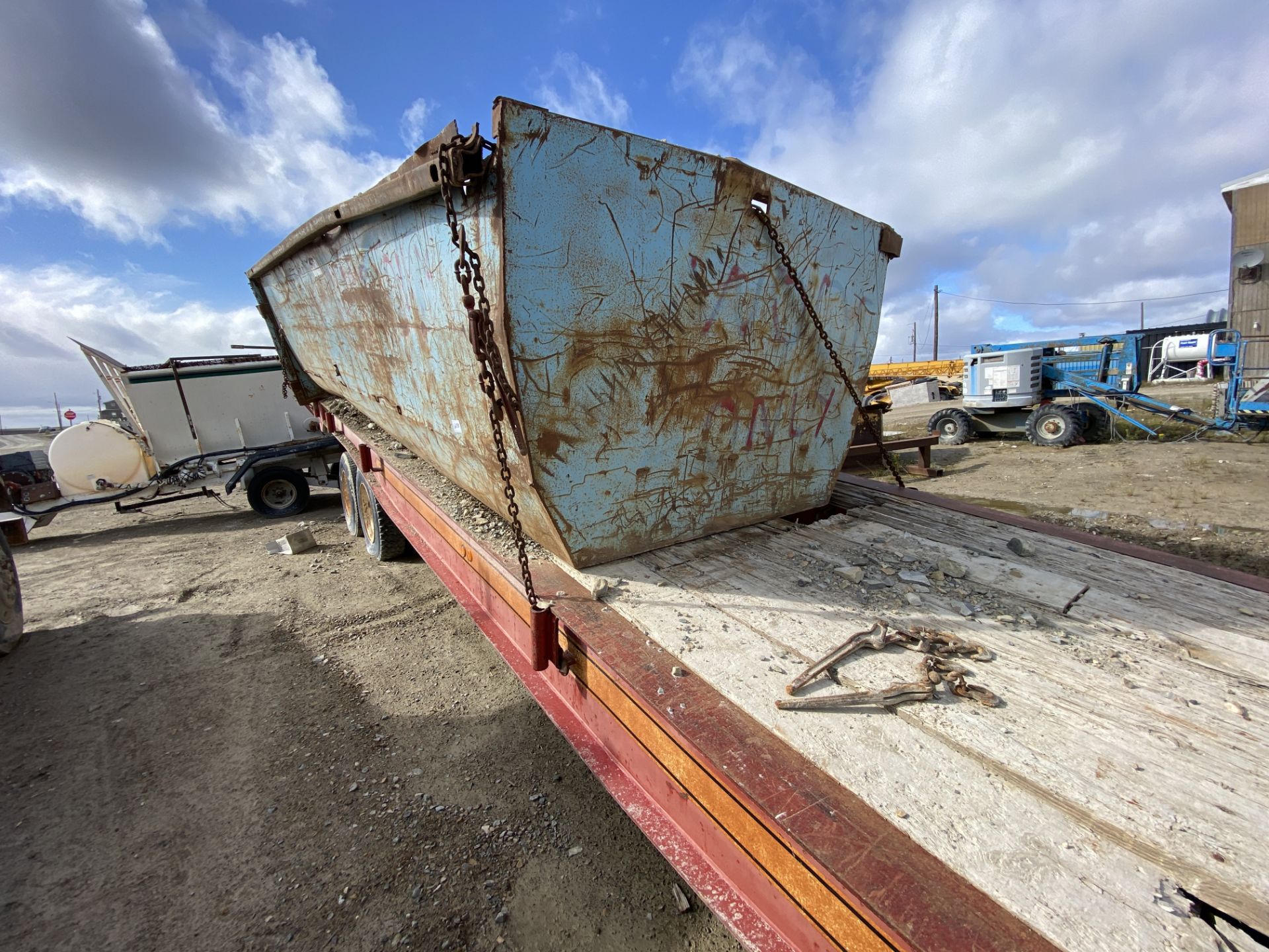 PEERLESS PAGE 40FT T/Z OILFIELD FLOAT TRAILER MODEL PPT-40-34-8, S/N 251 805 BEING SOLD WITH LARGE - Image 4 of 5