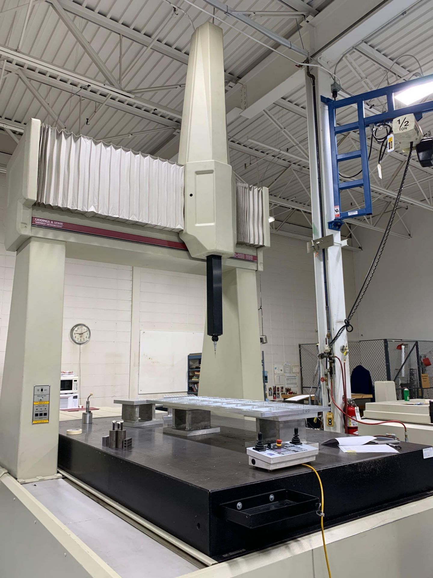 Gidding & Lewis Sheffiled Cordax RS-280 DCC CMM, 60"x109"x48" Renishaw PH10MQ, Zeiss Calypso 2018 - Image 6 of 22