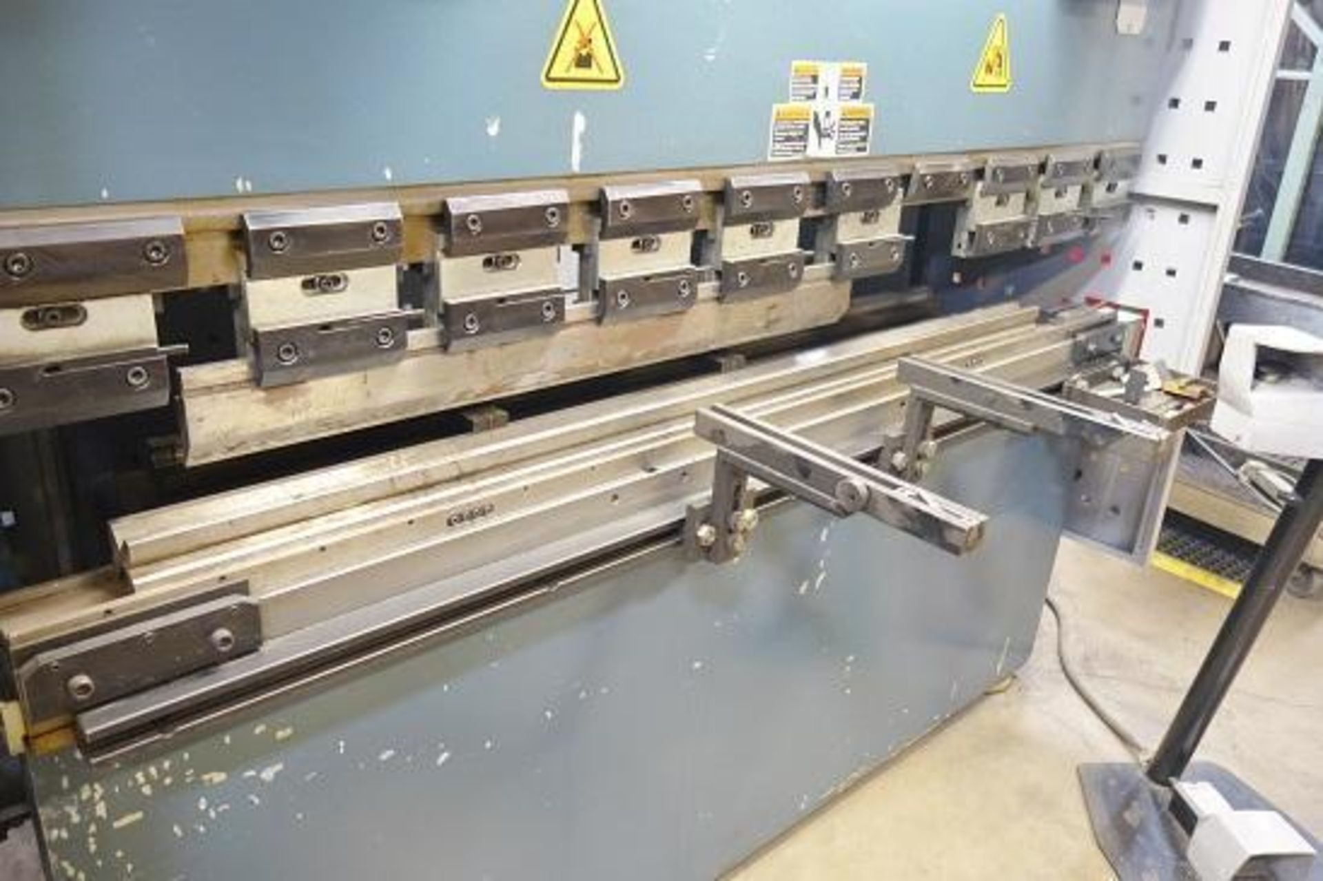 2008 Durma E 2040 CNC Press Brake, Serial Number 750208330, 3-Axis, 44-Ton x 6' - Image 4 of 10