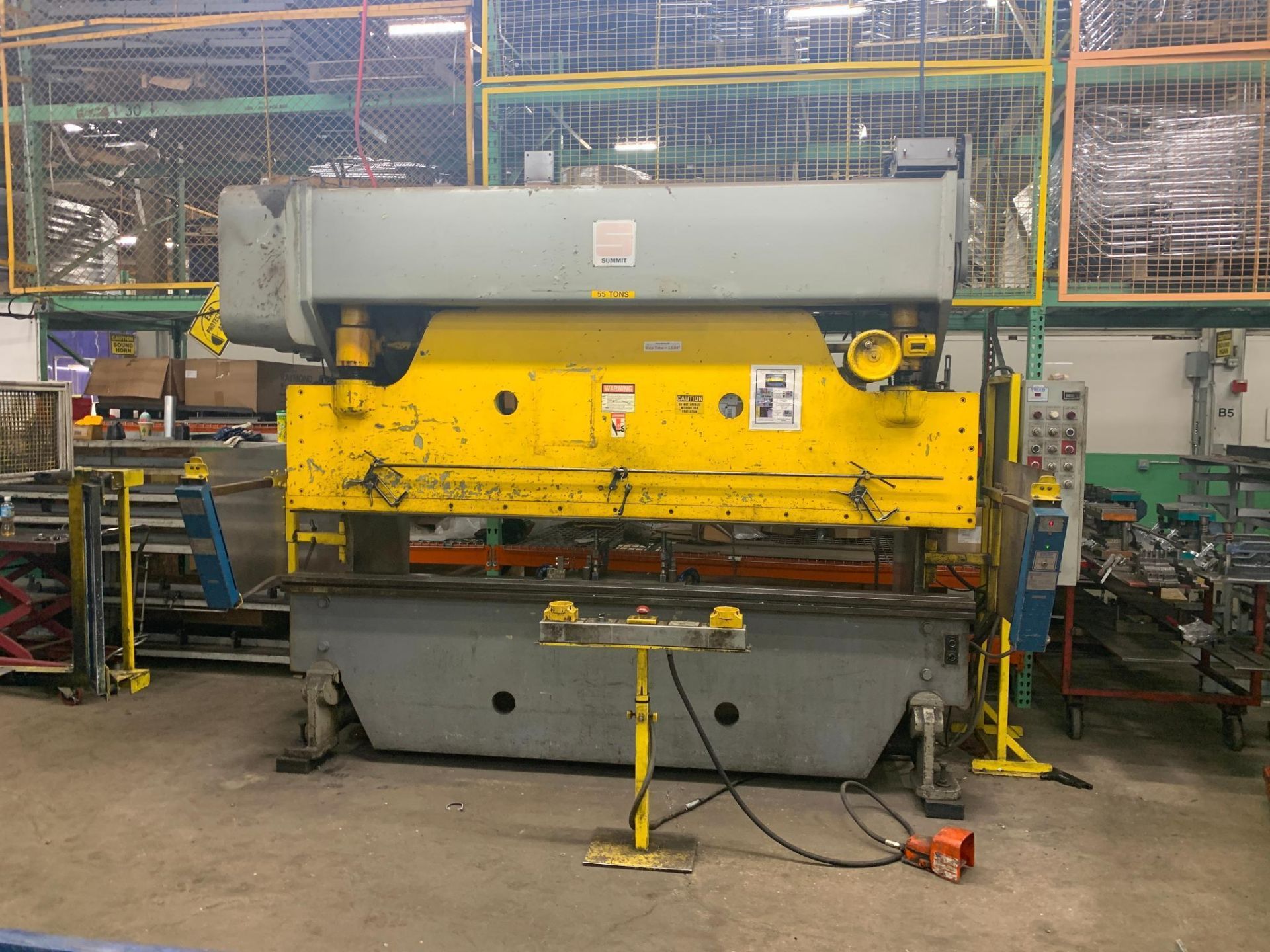 Summit P103 Mechanical Press Brake Serial Number: 2246, 55 Tons x 10' - Image 3 of 22