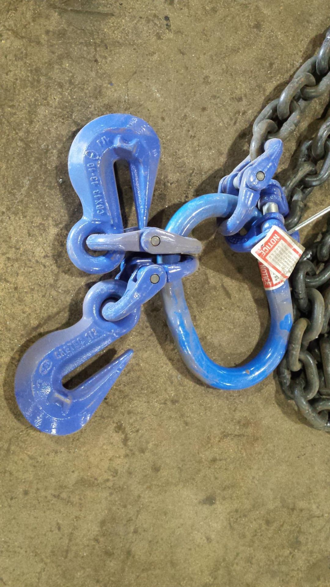 Cartec 11 foot chain and hooks, size 1/2, 26,000 lb capacity, grade 100 - Image 2 of 5