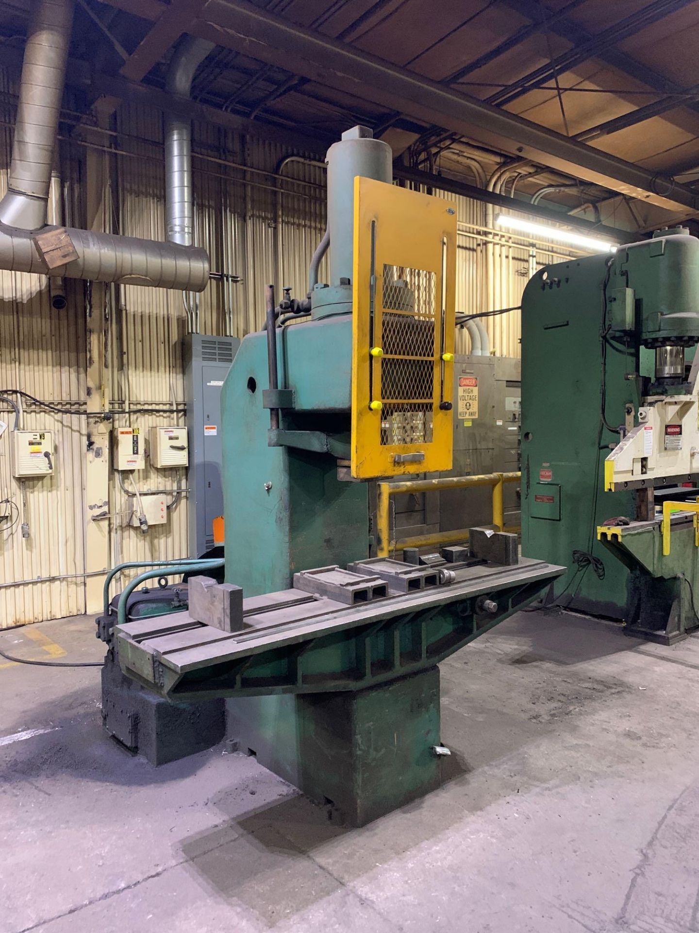Oilgear Model DH-2017 50 Ton Hydraulic Straightening Press Serial Number 33876 - Image 3 of 16