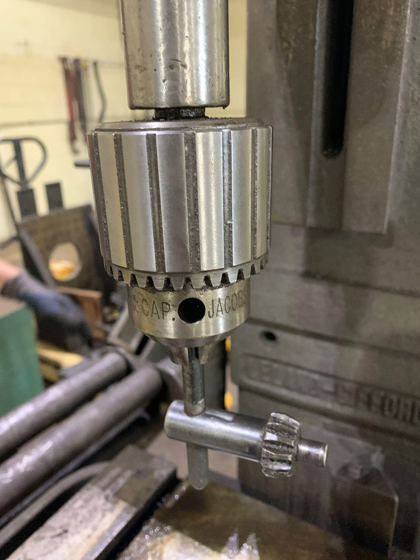 Leland Gifford Single Spindle Drill Press Serial Number 5374 8-1/2"Throat 15-3/4" x 15-3/4" T-slotte - Image 8 of 12