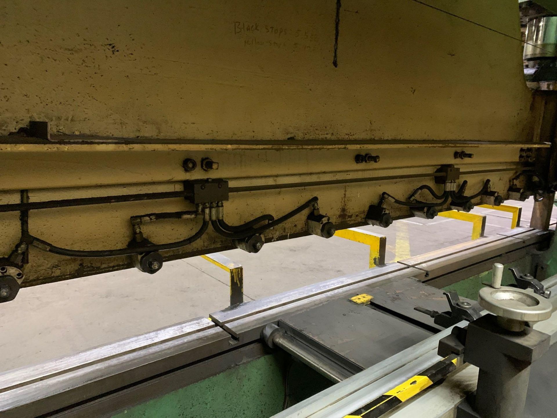 Chicago Dries & Krump Hydraulic Press Brake With: Hurco Autobend 7 Backgauge Control 200 Ton x 16’ M - Image 28 of 41