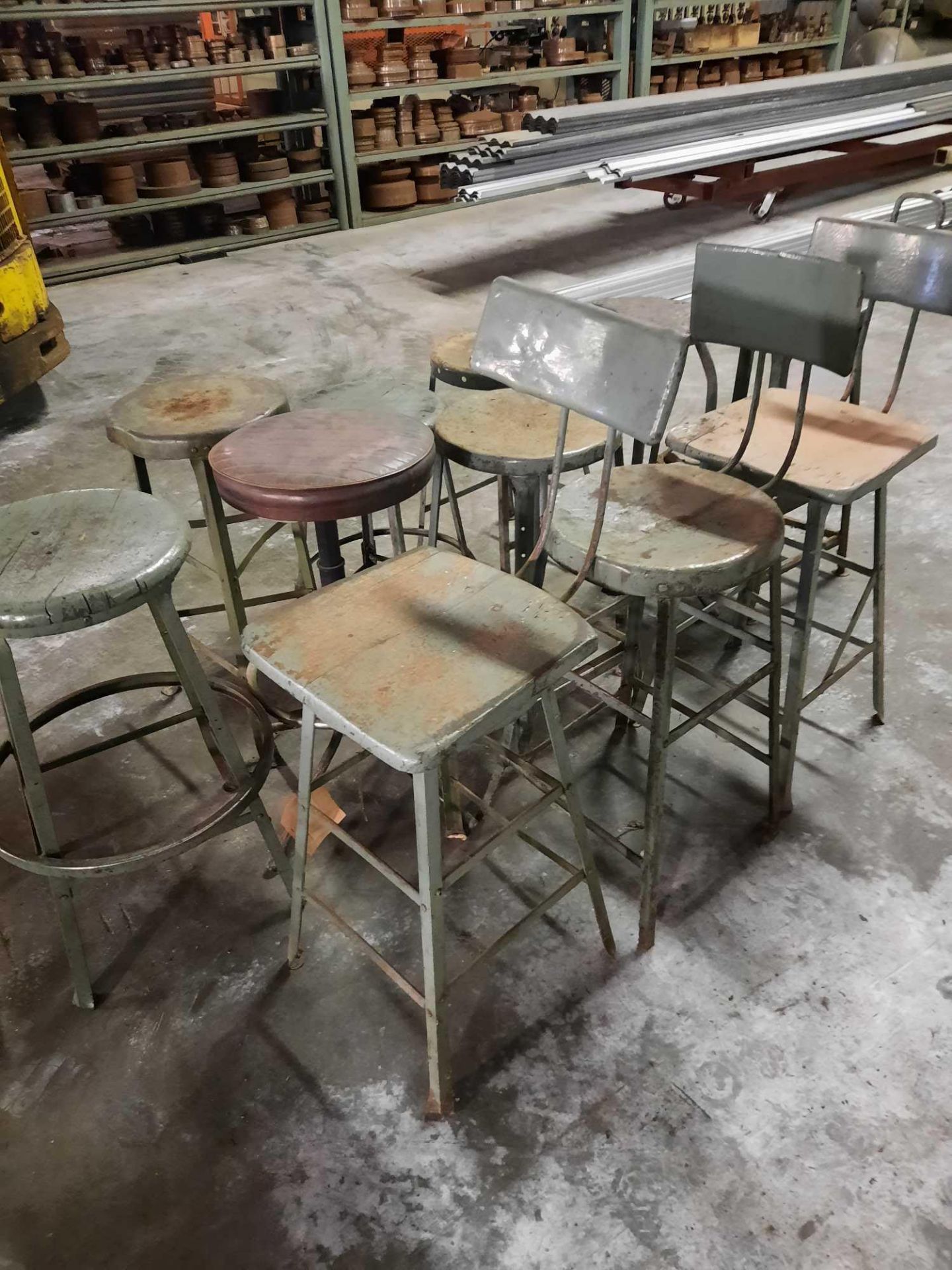 (11) assorted metal stools - Image 4 of 4