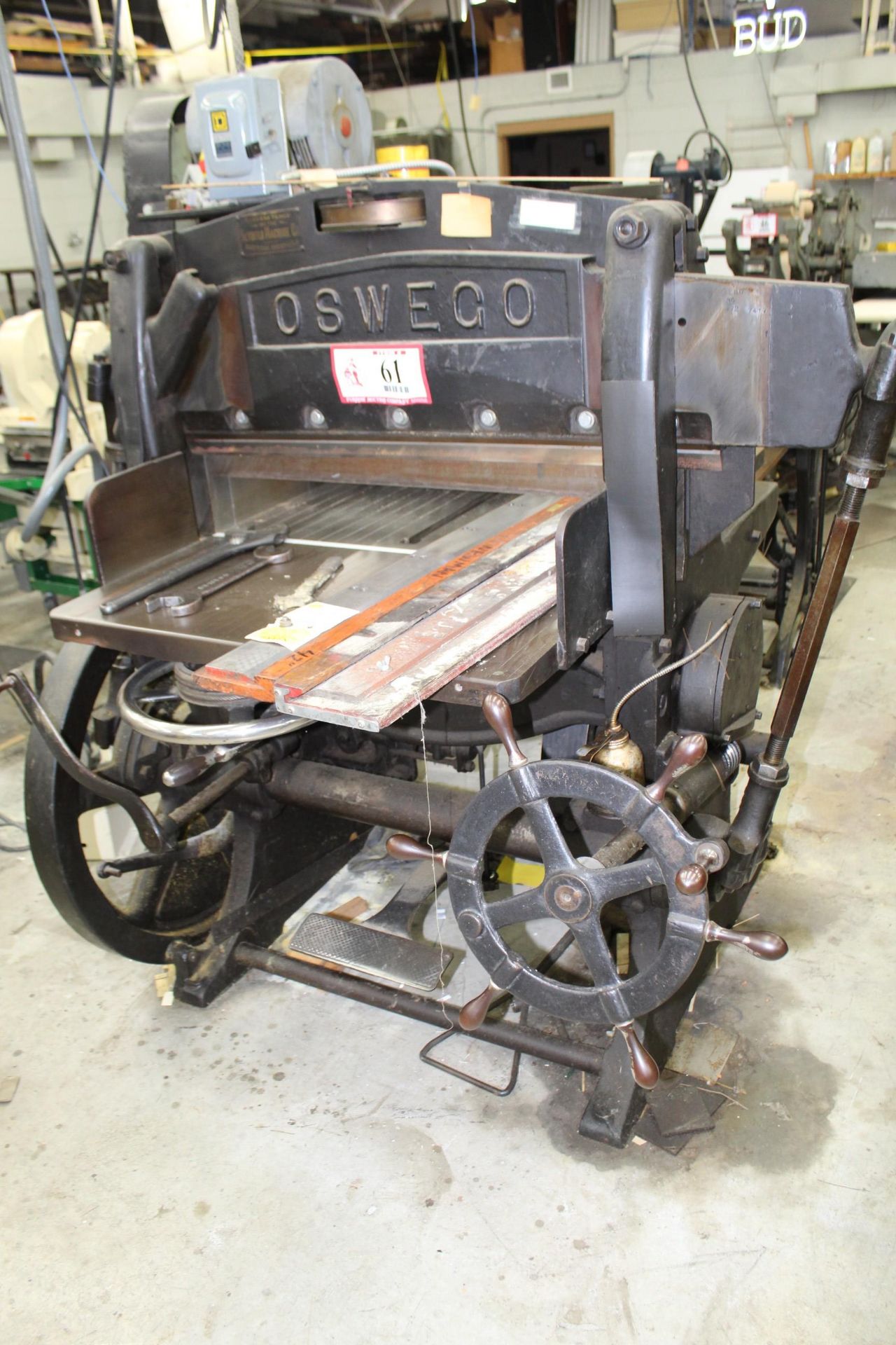 Seybold Machine Co. Oswego Paper Cutter, 36"