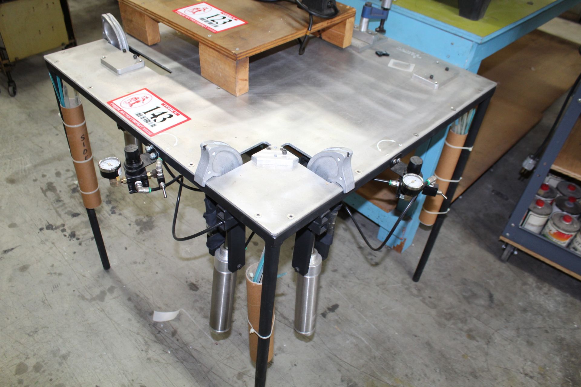 Pneumatic Silk Screen Setup Table