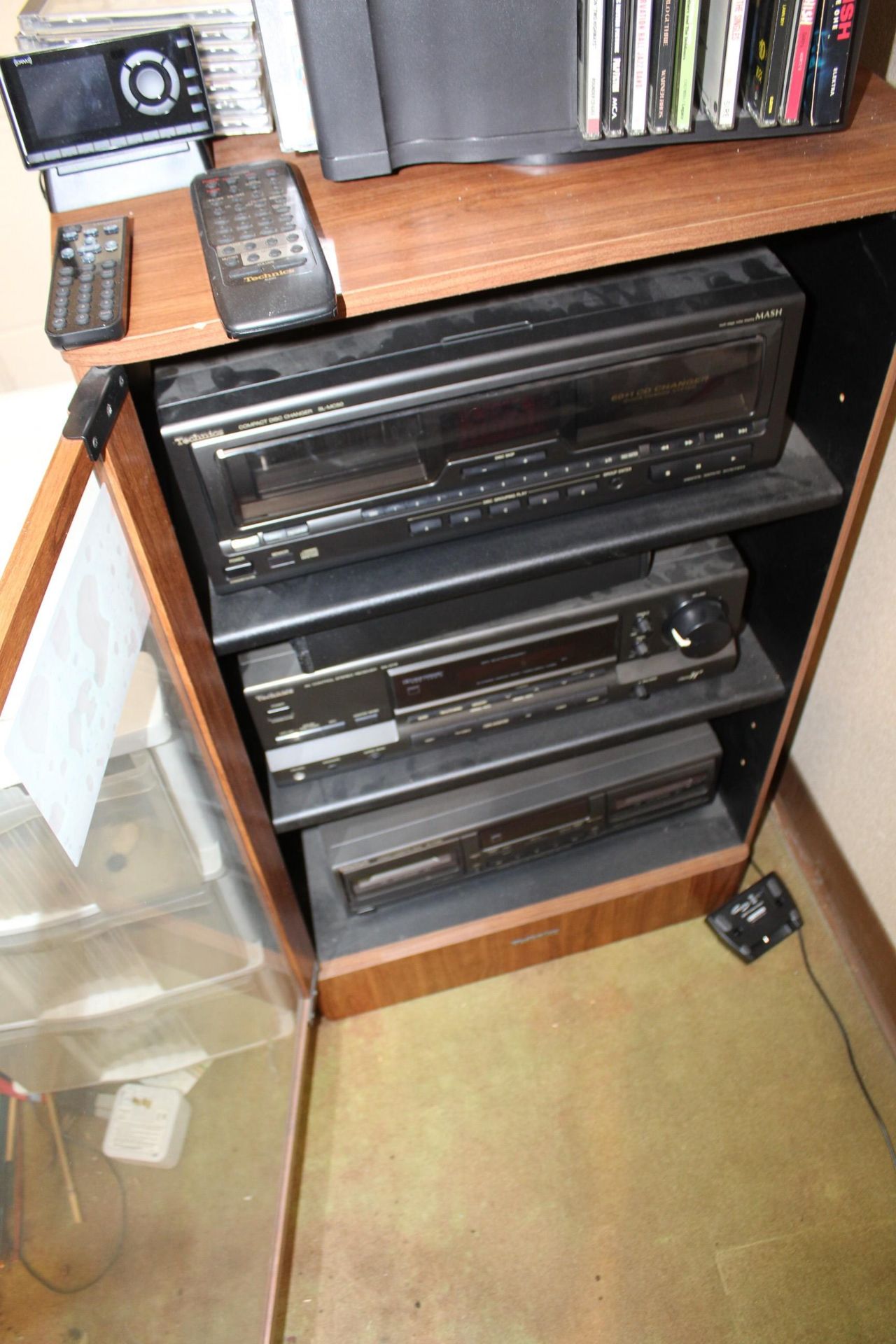 Stereo Equipment, Mash 60 Disc CD Changer, Techniques Receiver, Etc.