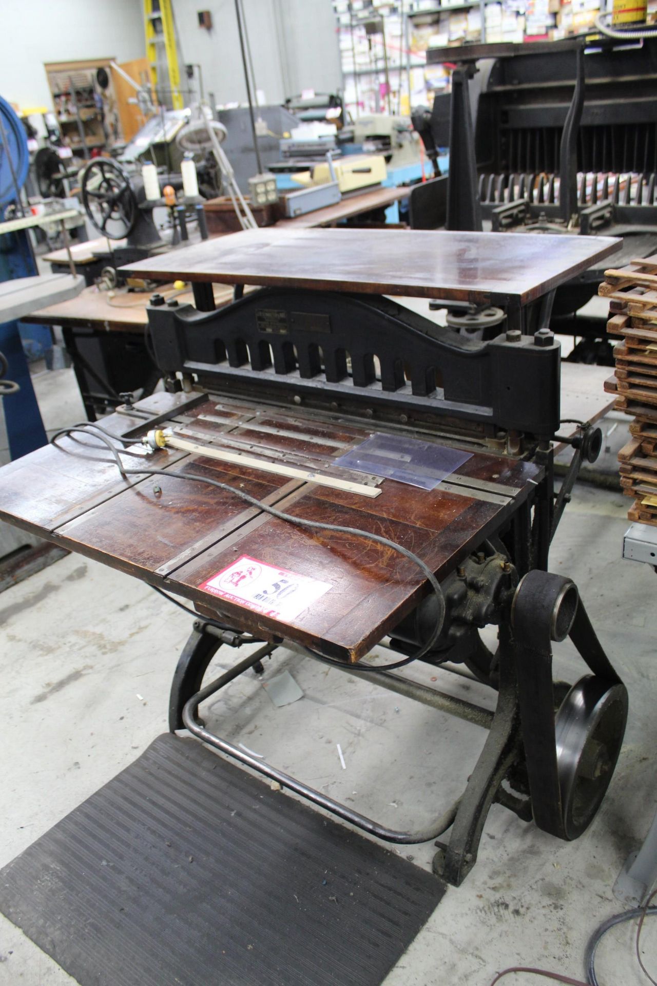 JT Wright Co. No. 2712 Perforator