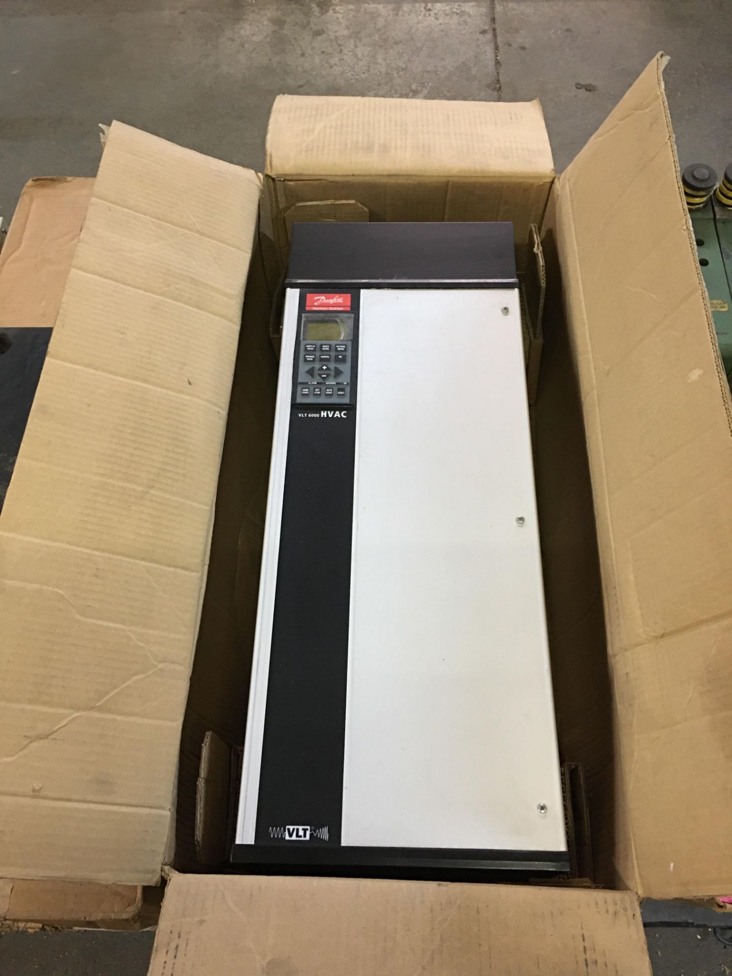 Danfoss Drive Series VLT 6022 - Image 2 of 3