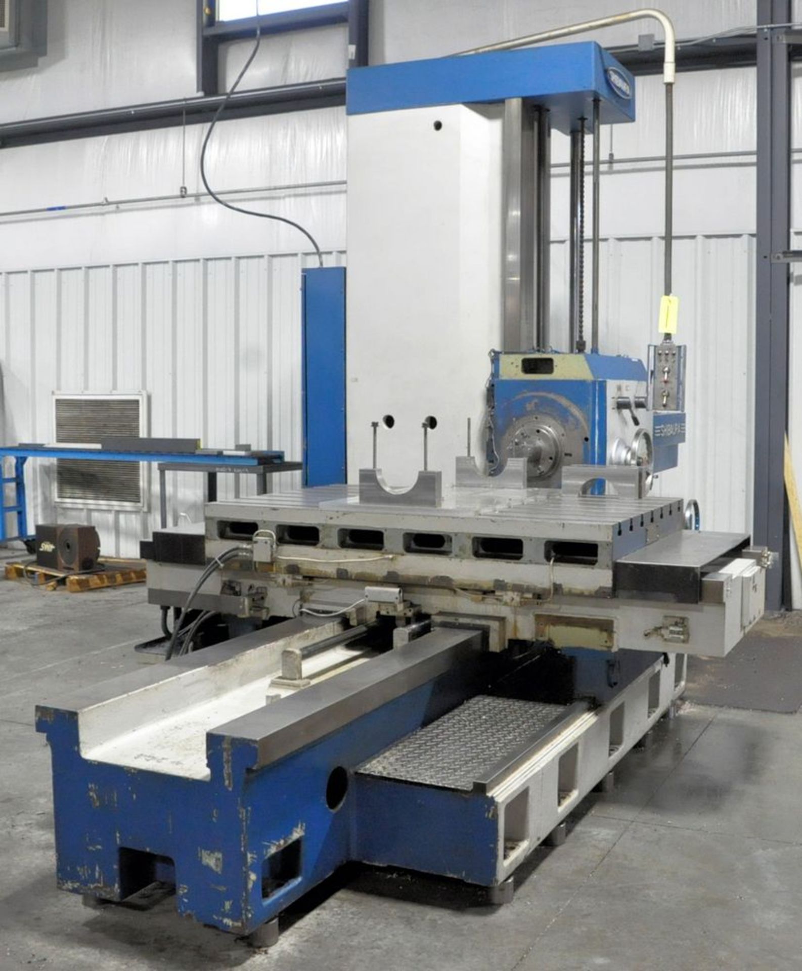 Shibaura Model BT-10AR, Horizontal Boring Mill, S/n 6387 (1970),