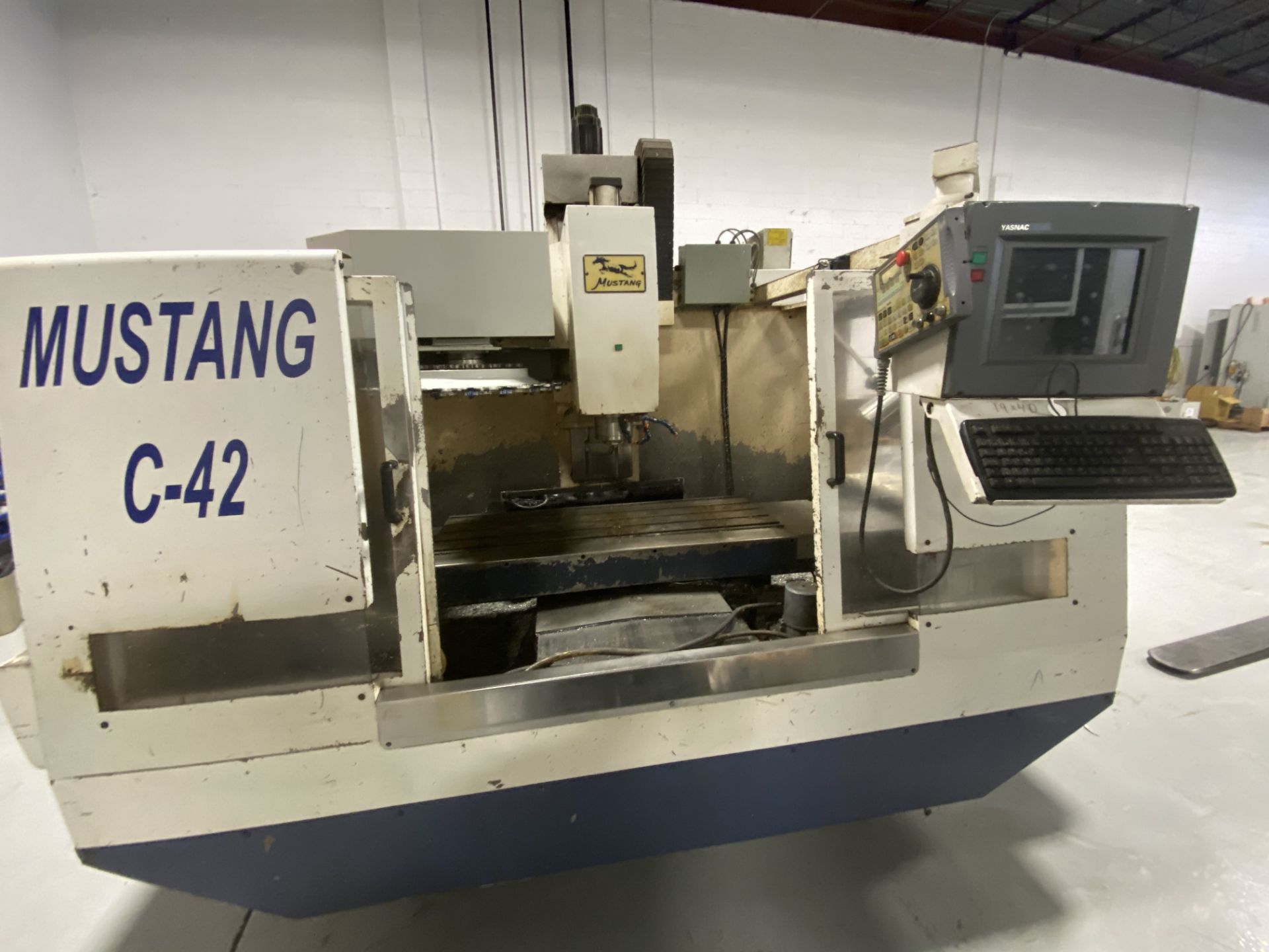CNC MUSTANG C42 MILLING MACHINE, LOCATION, MONTREAL, QUEBEC