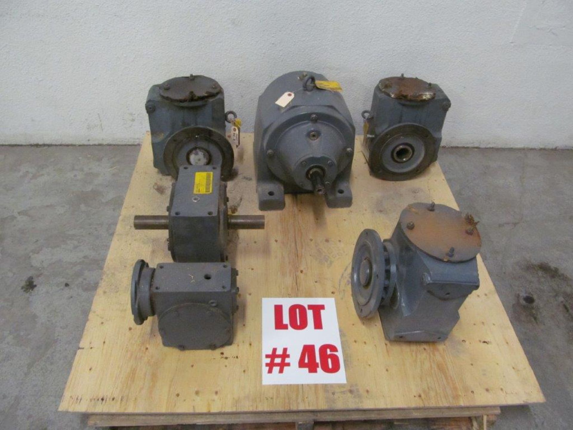 (5) HEAVY DUTY GEAR REDUCERS, LOCATION, HAWKESBURY, ONTARIO