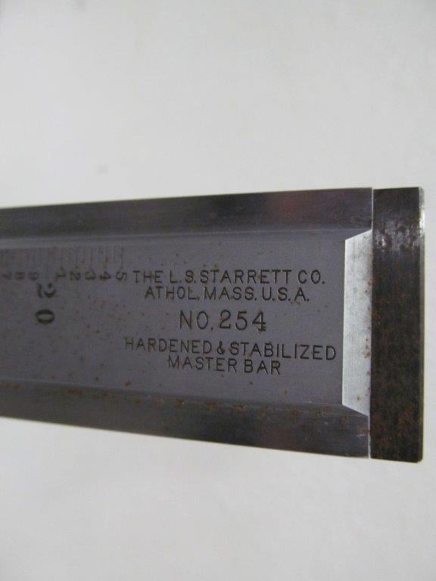 STARRETT HEIGHT GAUGE, MODEL 254, 20'' HEIGHT, LOCATION, HAWKESBURY, ONTARIO - Image 2 of 2