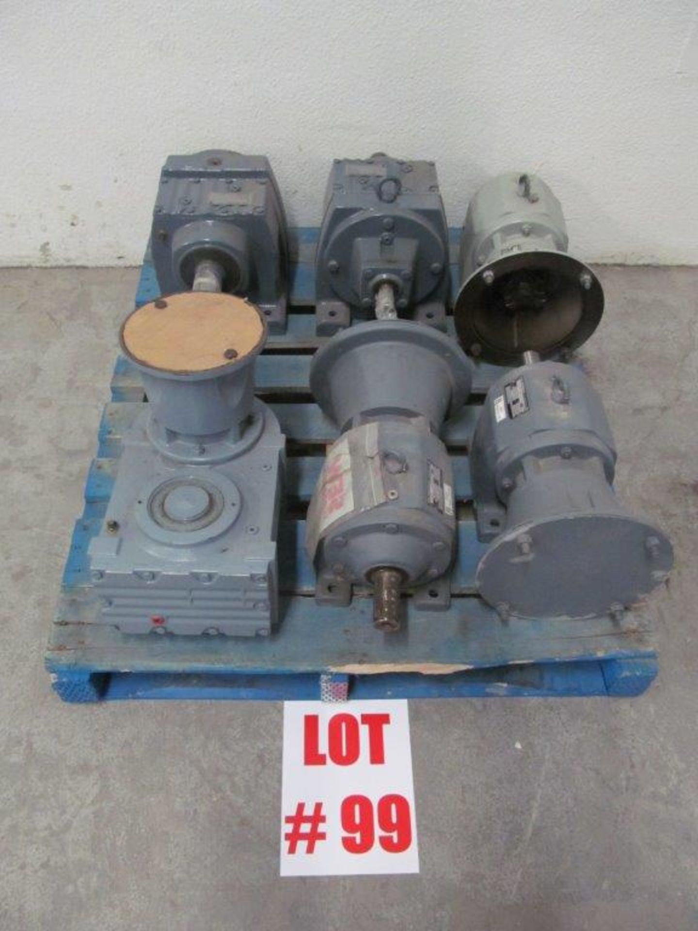 (6) HEAVY DUTY INDUSTRIAL GEAR BOXES, LOCATION, HAWKESBURY, ONTARIO