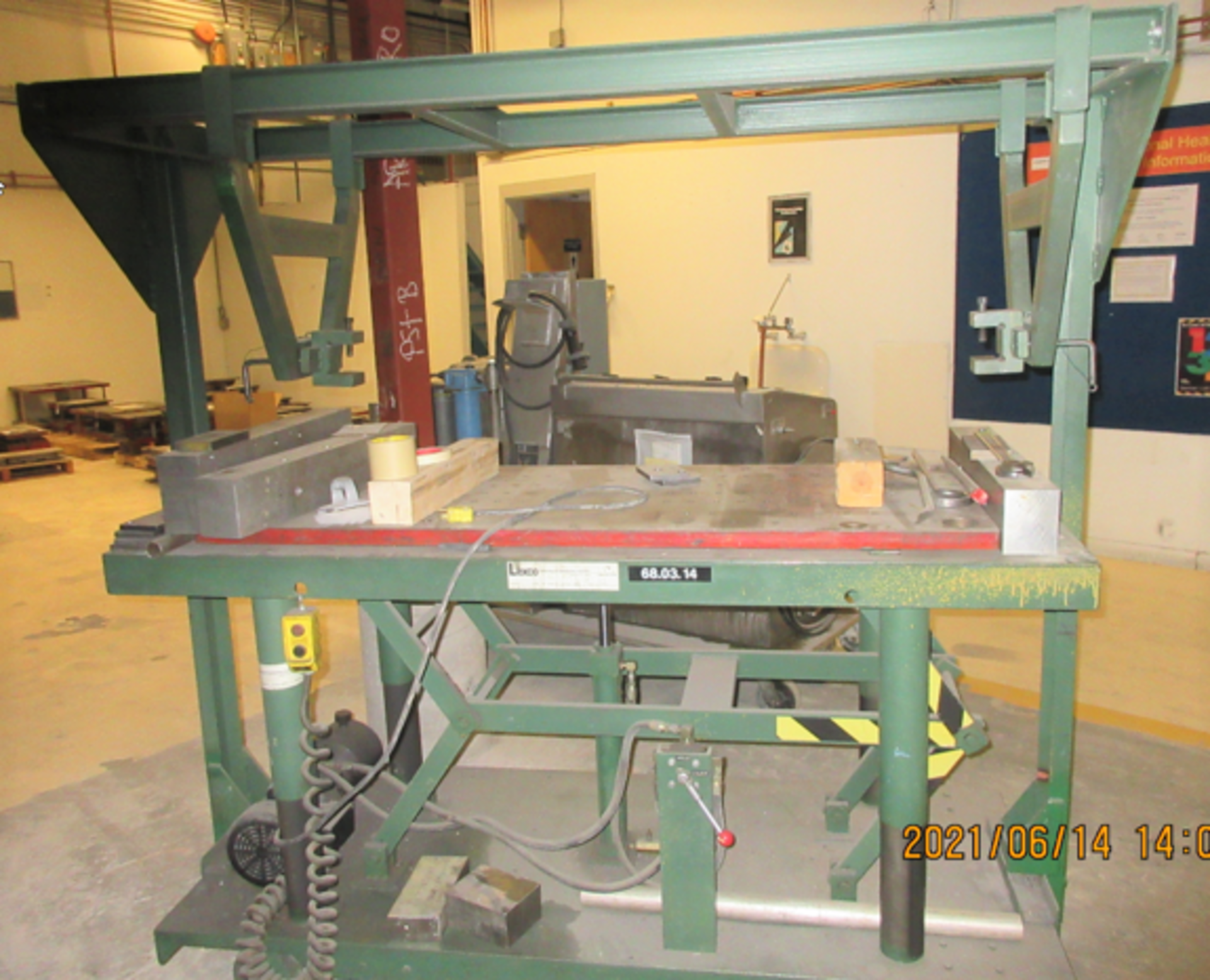 Lexico Die Separator, Model Special-06836, Hydraulic Lift, 5' x 2' Table, LOCATION, OTTAWA, ONTARIO