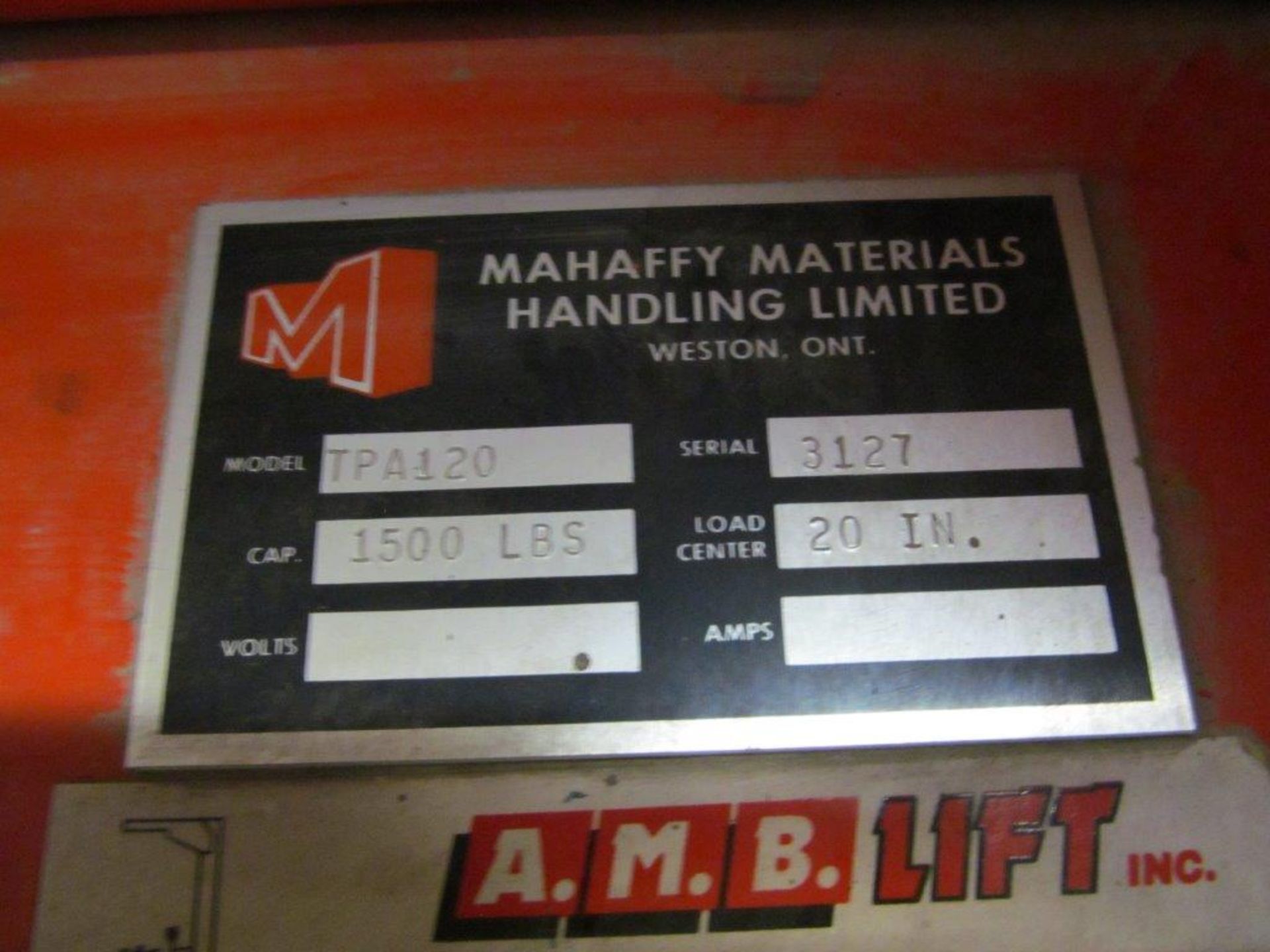 MAHAFFY MATERIALS HANDLING LTD., HYDRAULIC LIFT, MODEL TPA 120, 1500LB CAPACITY, LOCATION, - Image 5 of 5