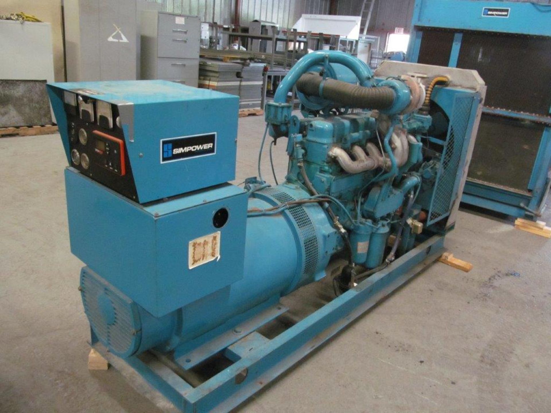 SIMPOWER DIESEL GENERATOR STRAIGHT 6 CYLINDER 180KW 225KVA 180 AMP VOLTAGE: 600 200 WATT RPM 1800 - Image 2 of 10