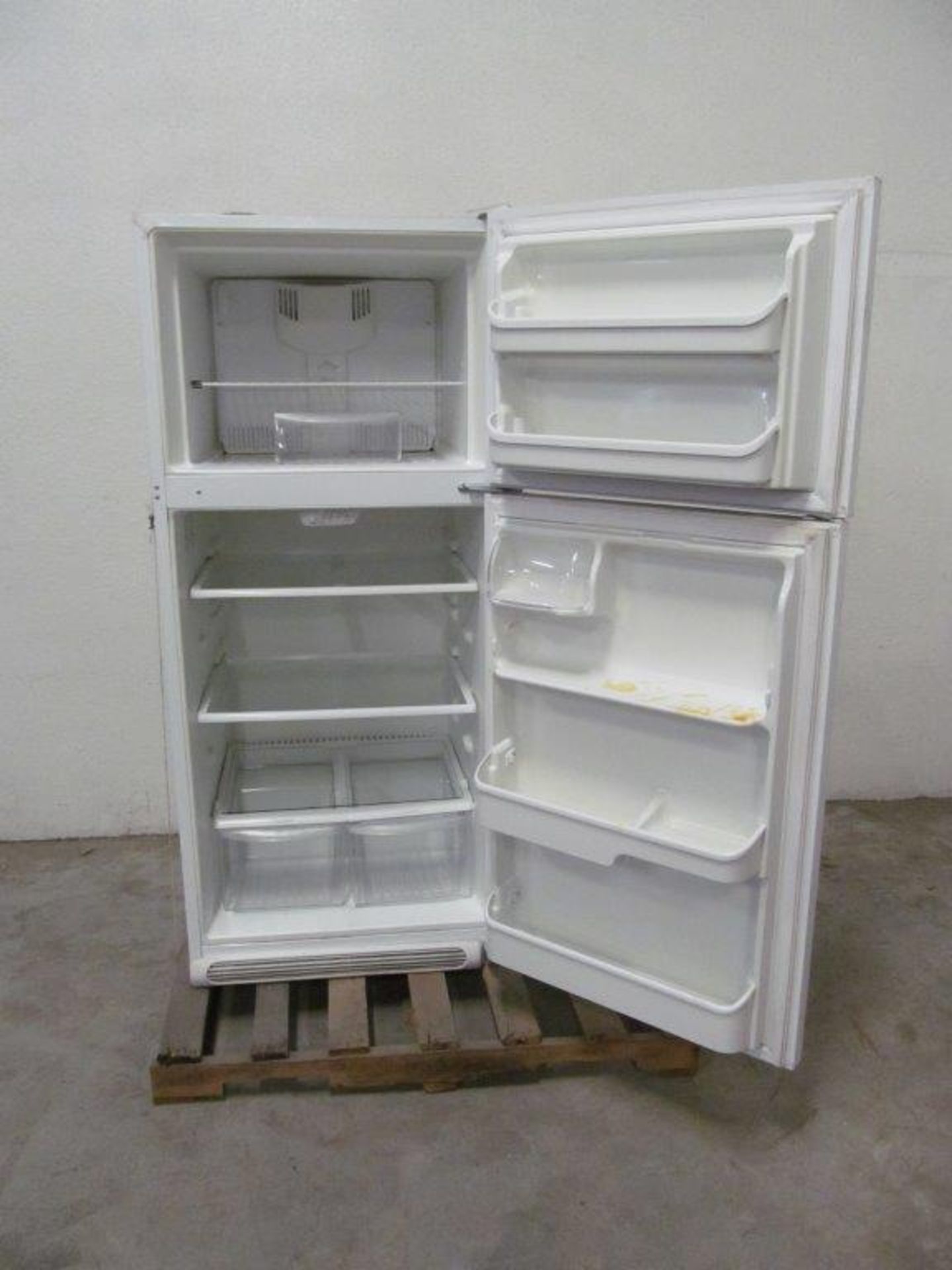 FRIGIDAIRE REFRIGERATOR, 30'' X 32'' X 67 1/2'' HIGH - Image 2 of 2