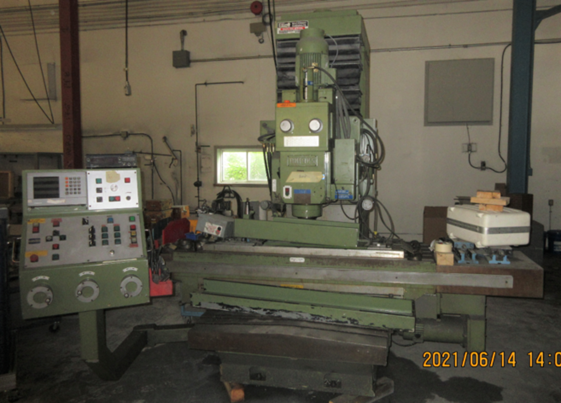 PARPAS VERTICAL MILLING MACHINE C/W HEIDENHAIN CONTROL, TABLE 11.8” X 51.2”, 575V/3PH/60C,