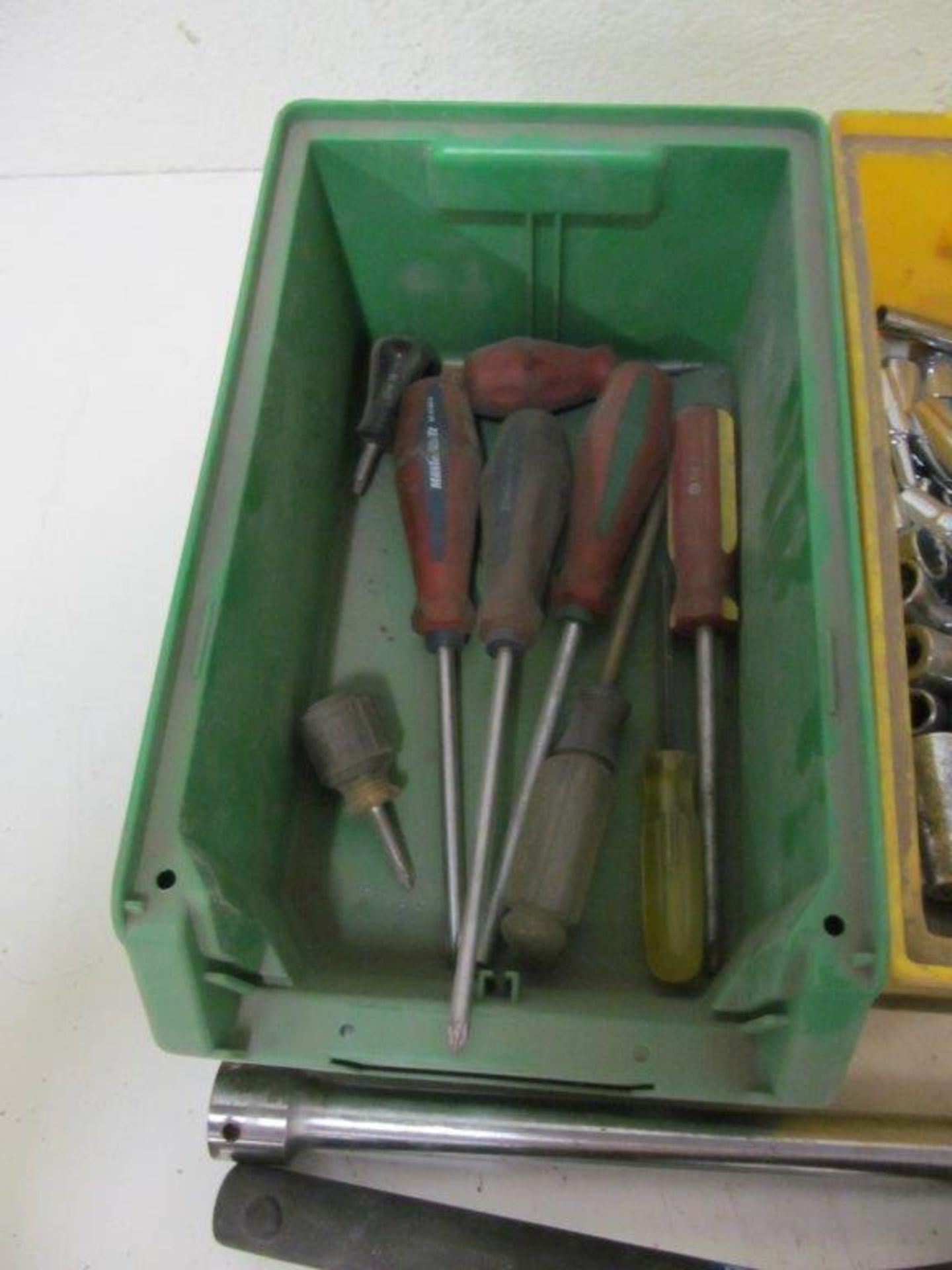 (LOT) ASSORTED SOCKETS, WRENCHES & SCREW DRIVERS - Image 2 of 4