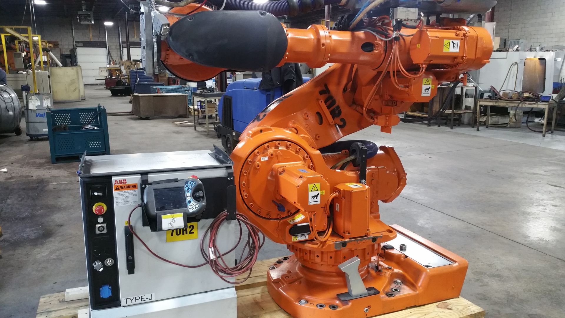 ABB IRB 7600 ROBOT, IRC5 CONTROLLER, 2.8 METER ARM REACH, YR.2012, LOCATION, MISSISSAUGA, ONTARIO