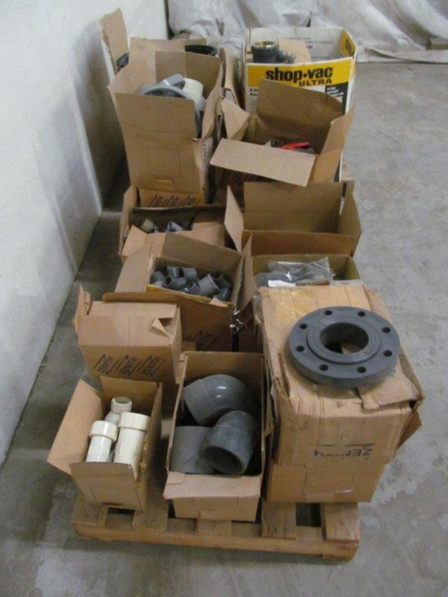 ASSORTED PVC ELBOWS & CONNECTIONS (NEW) FLANGES & VALVES, LOCATION, HAWKESBURY, ONTARIO - Image 4 of 4