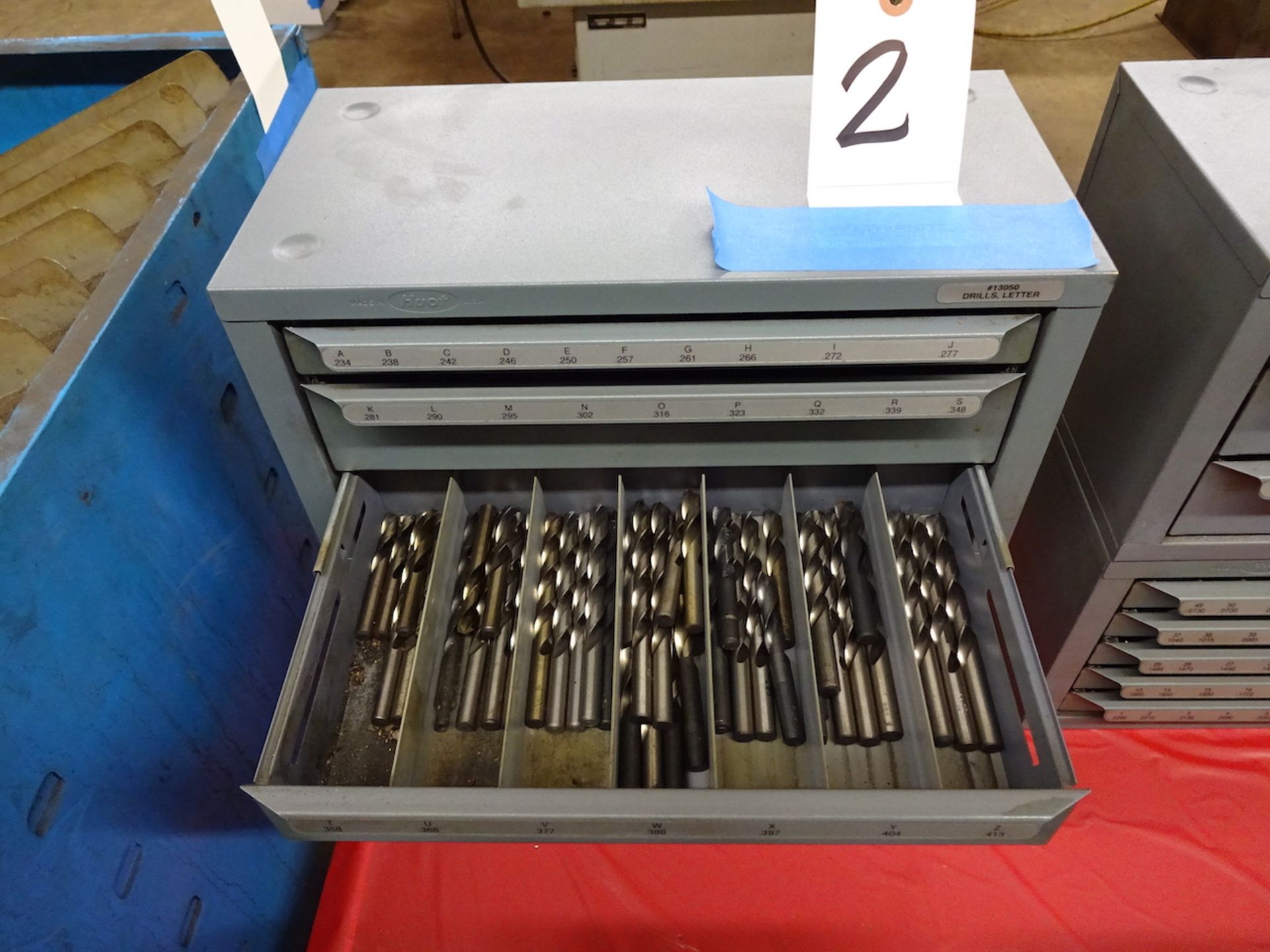 LOT (2) DRILL CABINETS W/ DRILLS - Bild 3 aus 5