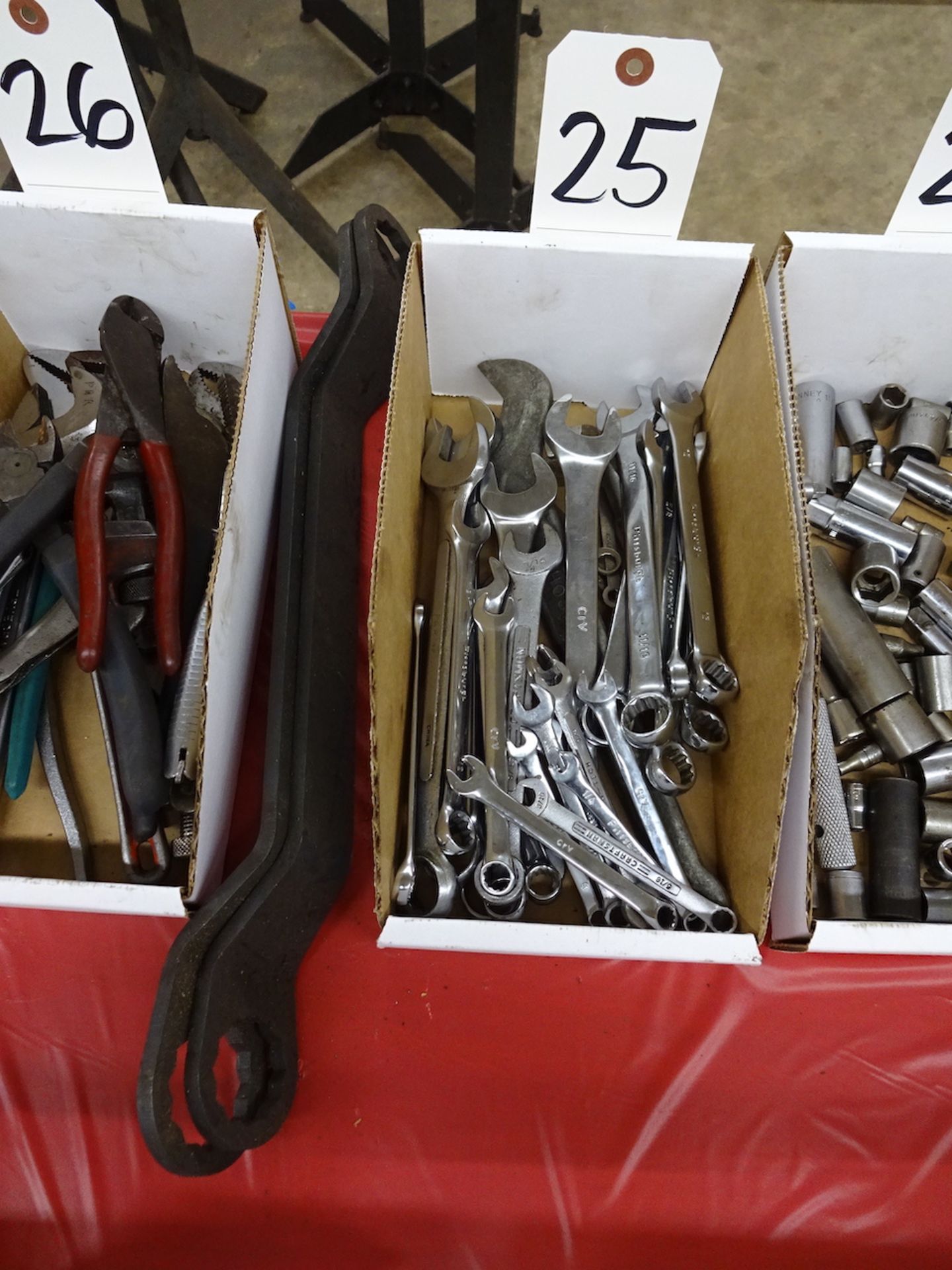 LOT ASSORTED OPEN END WRENCHES