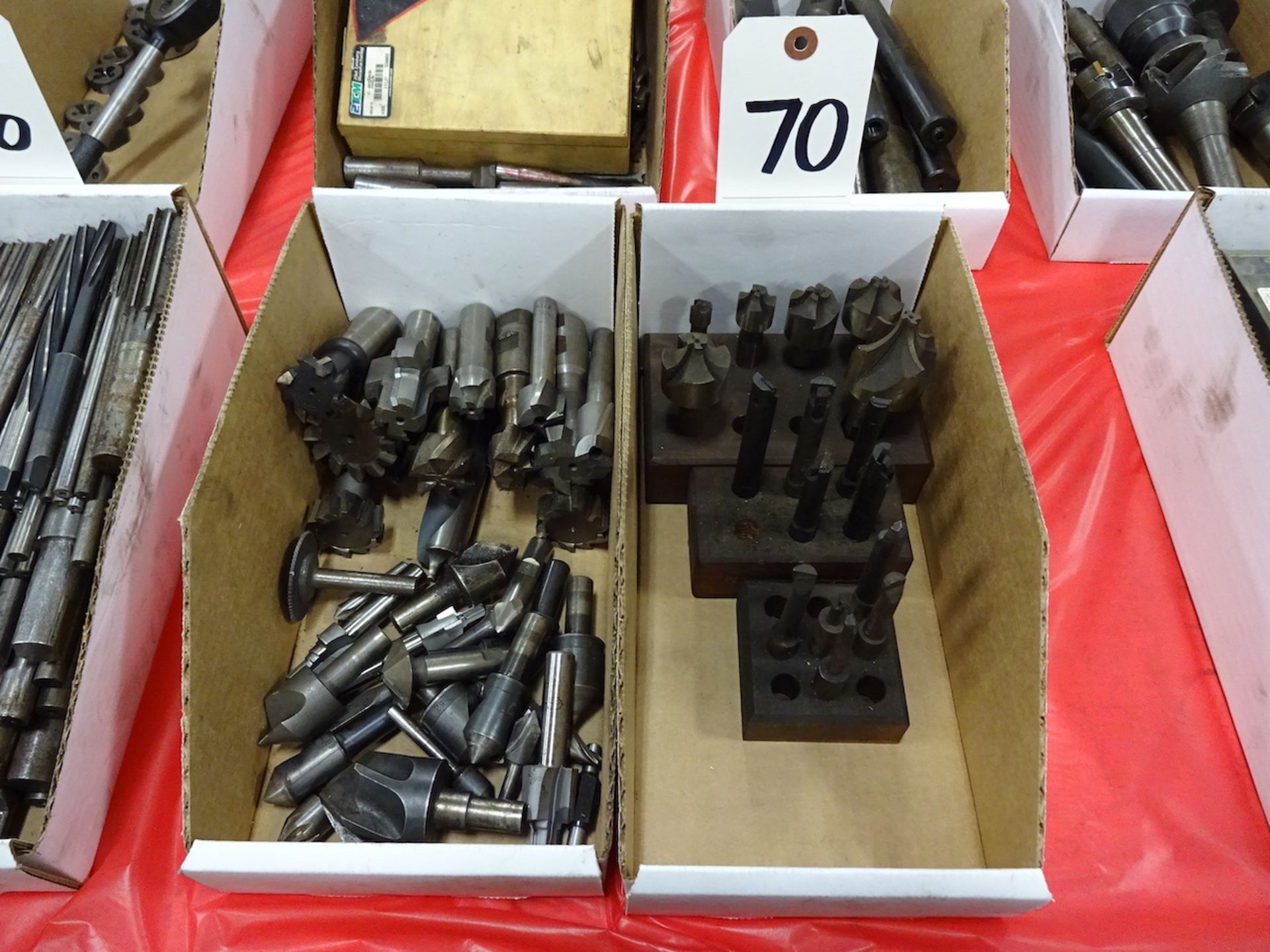 LOT: Assorted Cutting Tools