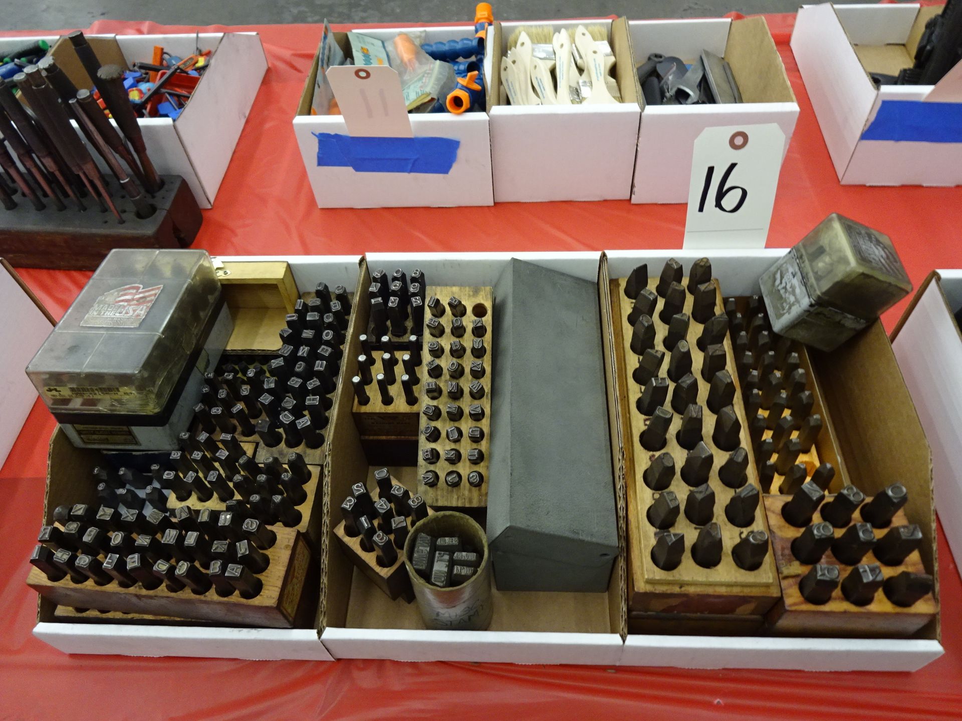 LOT: ASSORTED LETTER & NUMBER PUNCHES