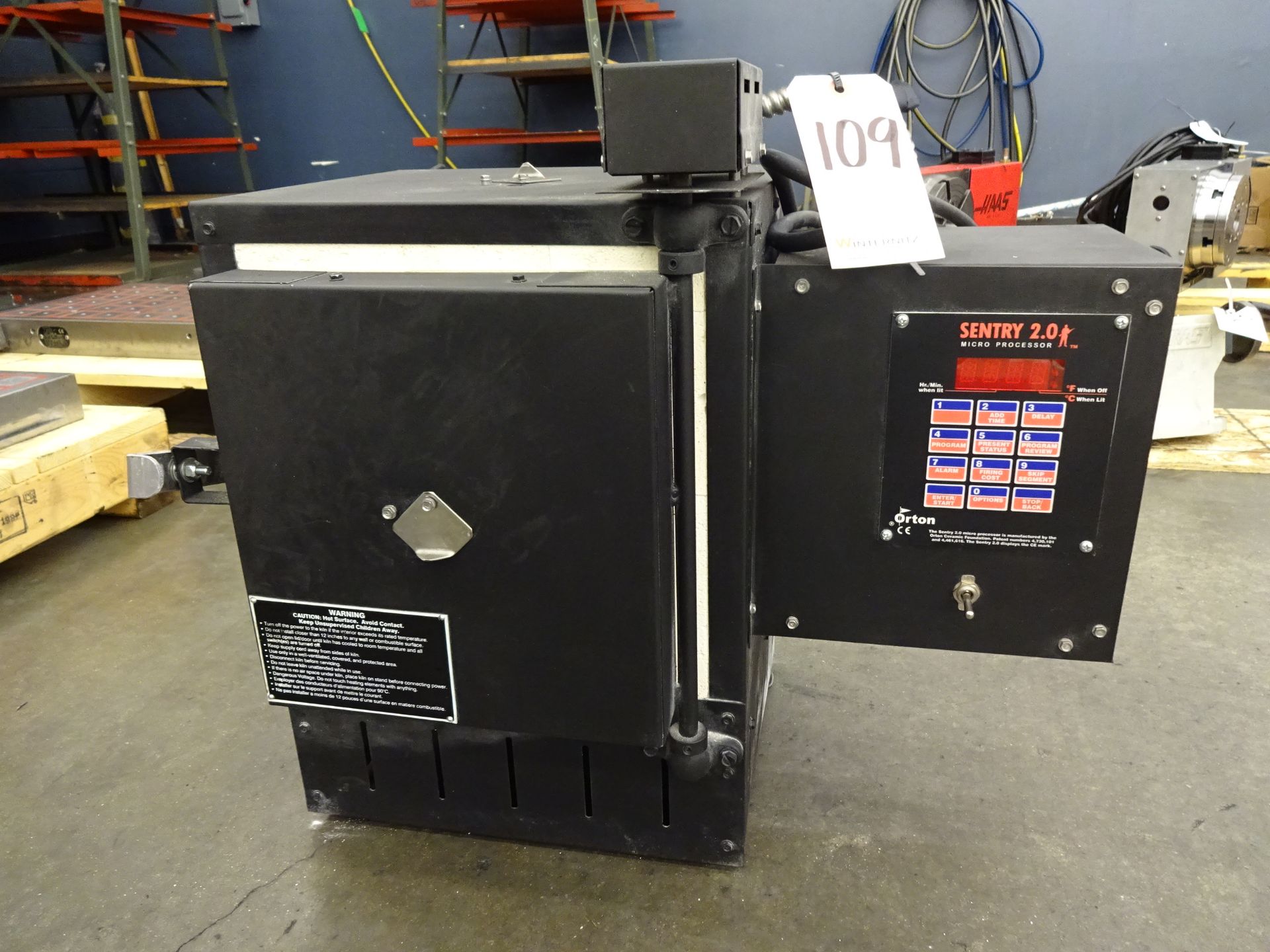 ORTON BENCH TOP FURNACE WITH SENTRY 2.0 MICROPROCESSOR CONTROLS, 8 X 8 X 8 (APPROX) CAP.