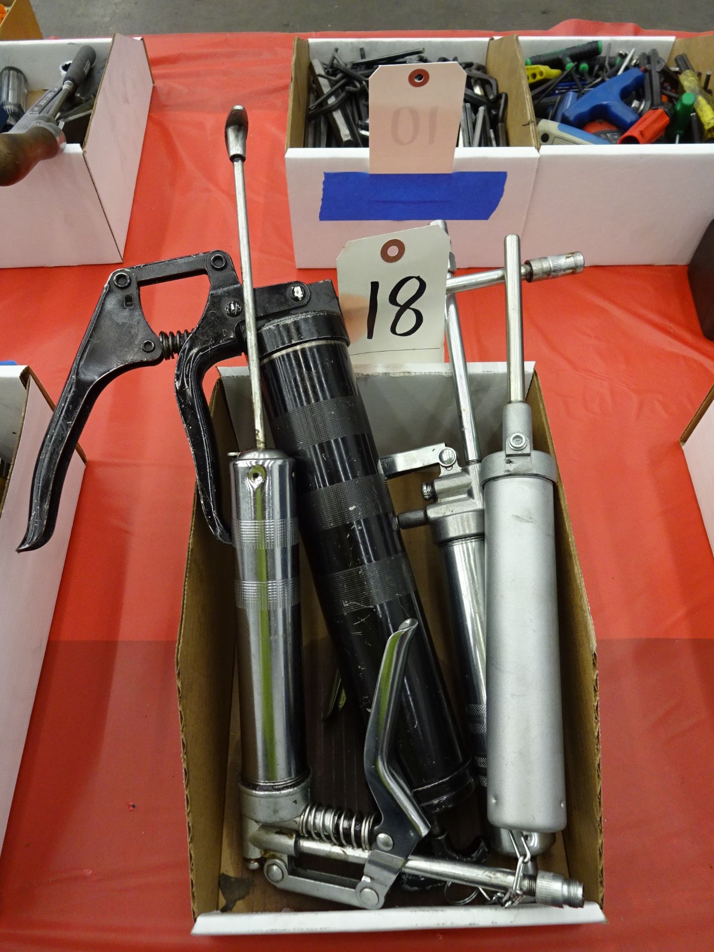 LOT: ASSORTED GREASE GUNS
