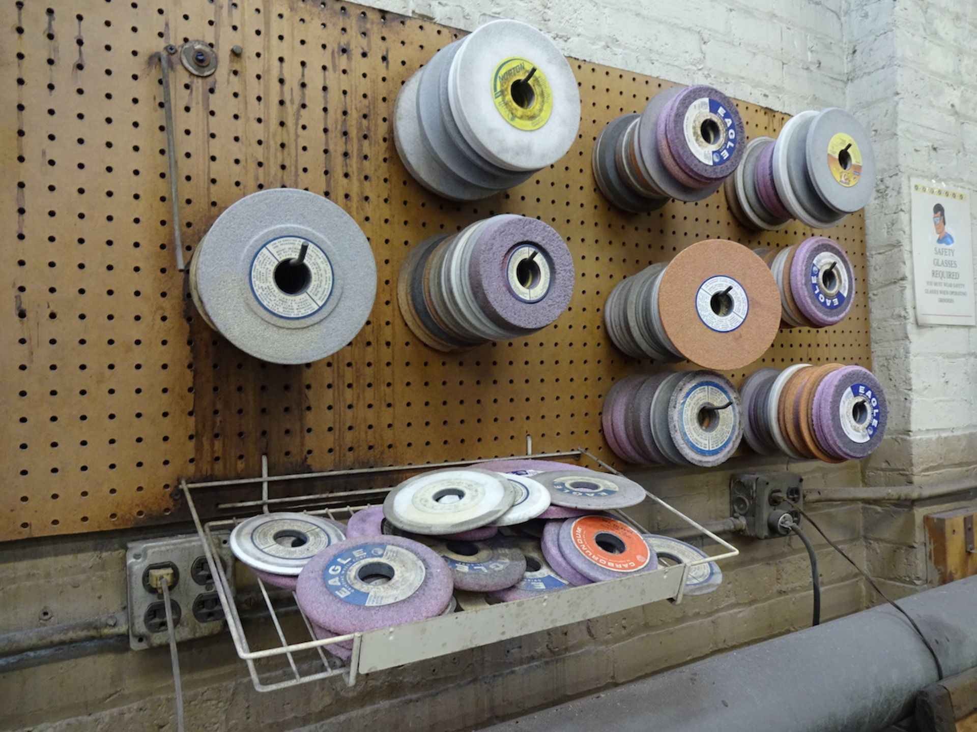 LOT: ASSORTED GRINDING WHEELS ON WALL - Image 2 of 3