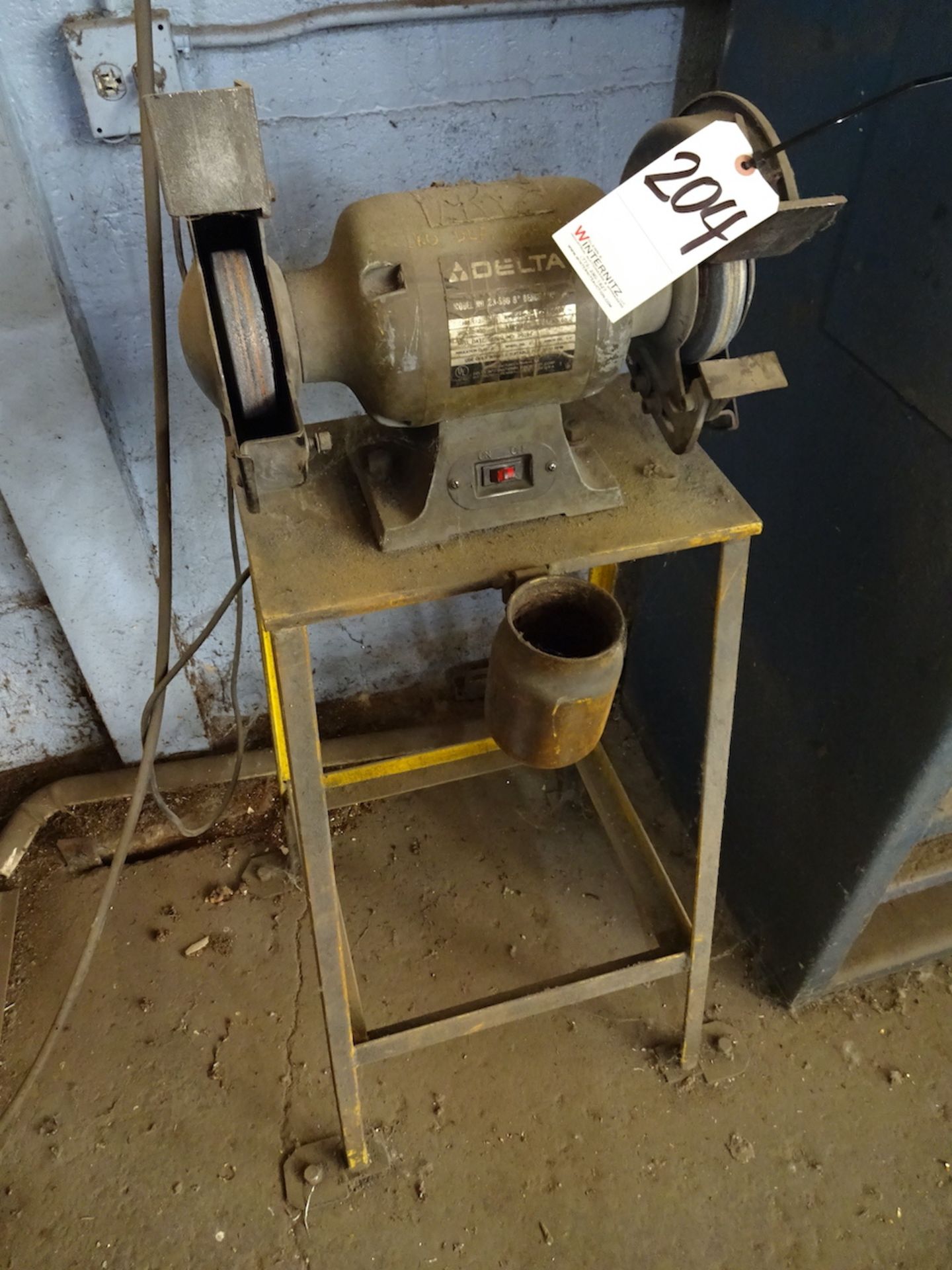 Delta 1/2 HP 8 in. Double End Bench Grinder