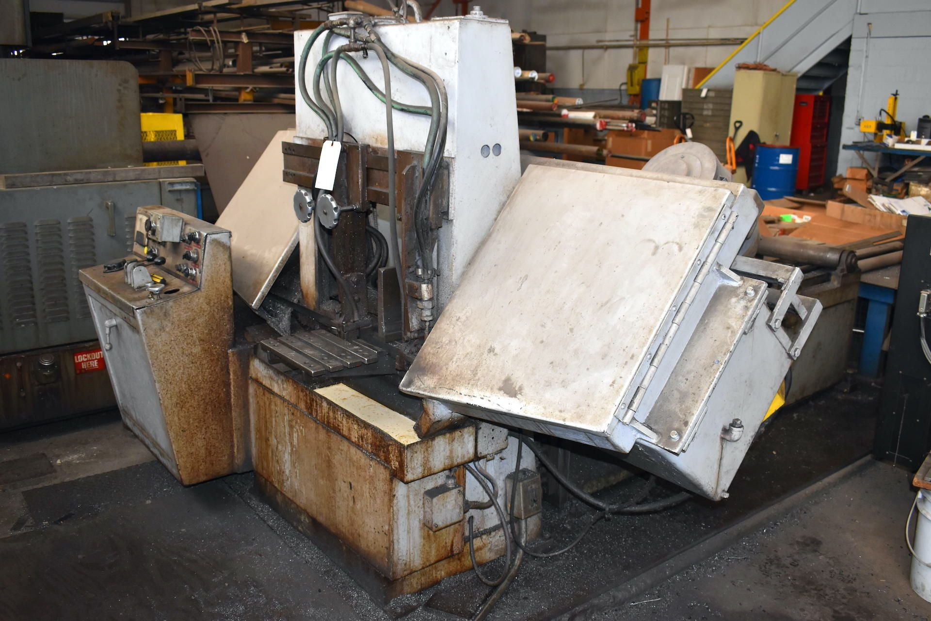 Automatic Feed Horizontal Band Saw, 18 in. Rollers x 7 ft. (approx.) Infeed