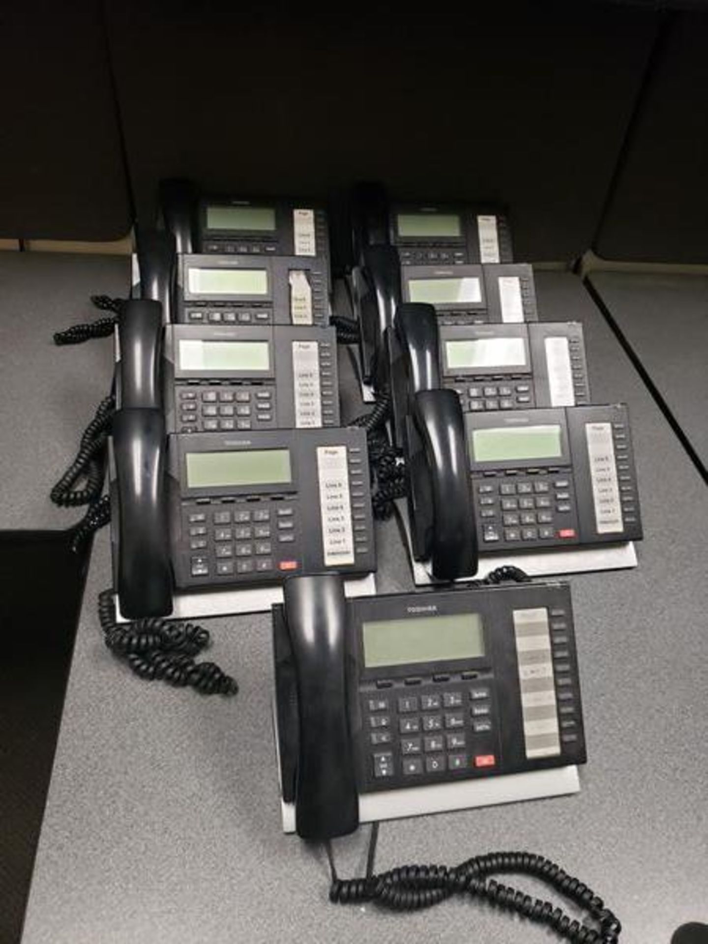 TOSHIBA STRATA PHONE SYSTEM WITH 9 PHONES - Image 2 of 3