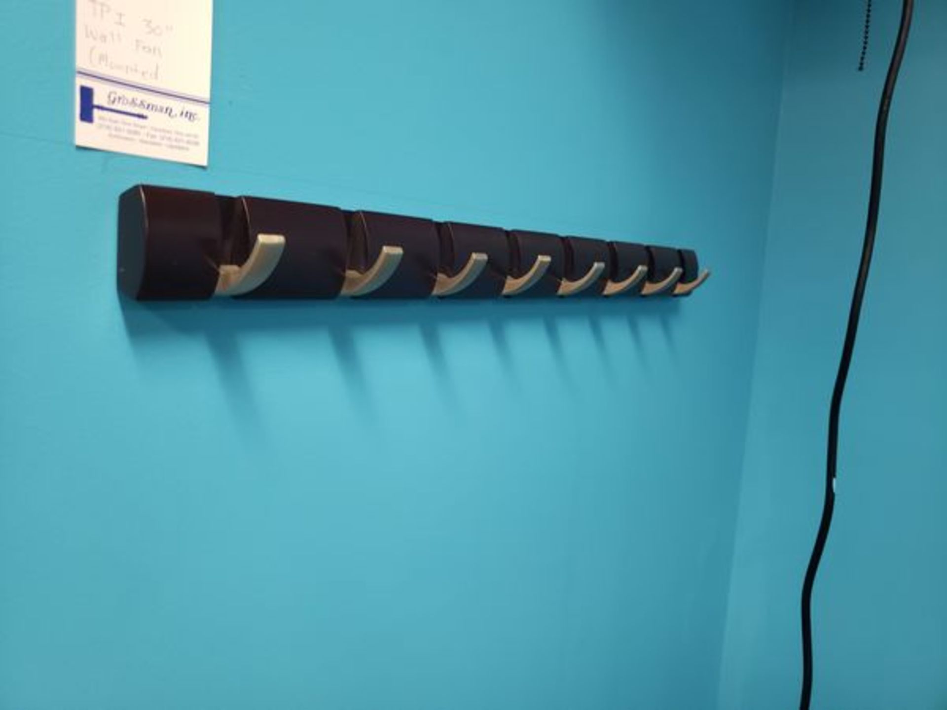 (x2) 8 HOOK COAT RACK - WALL MOUNTED - Image 3 of 3