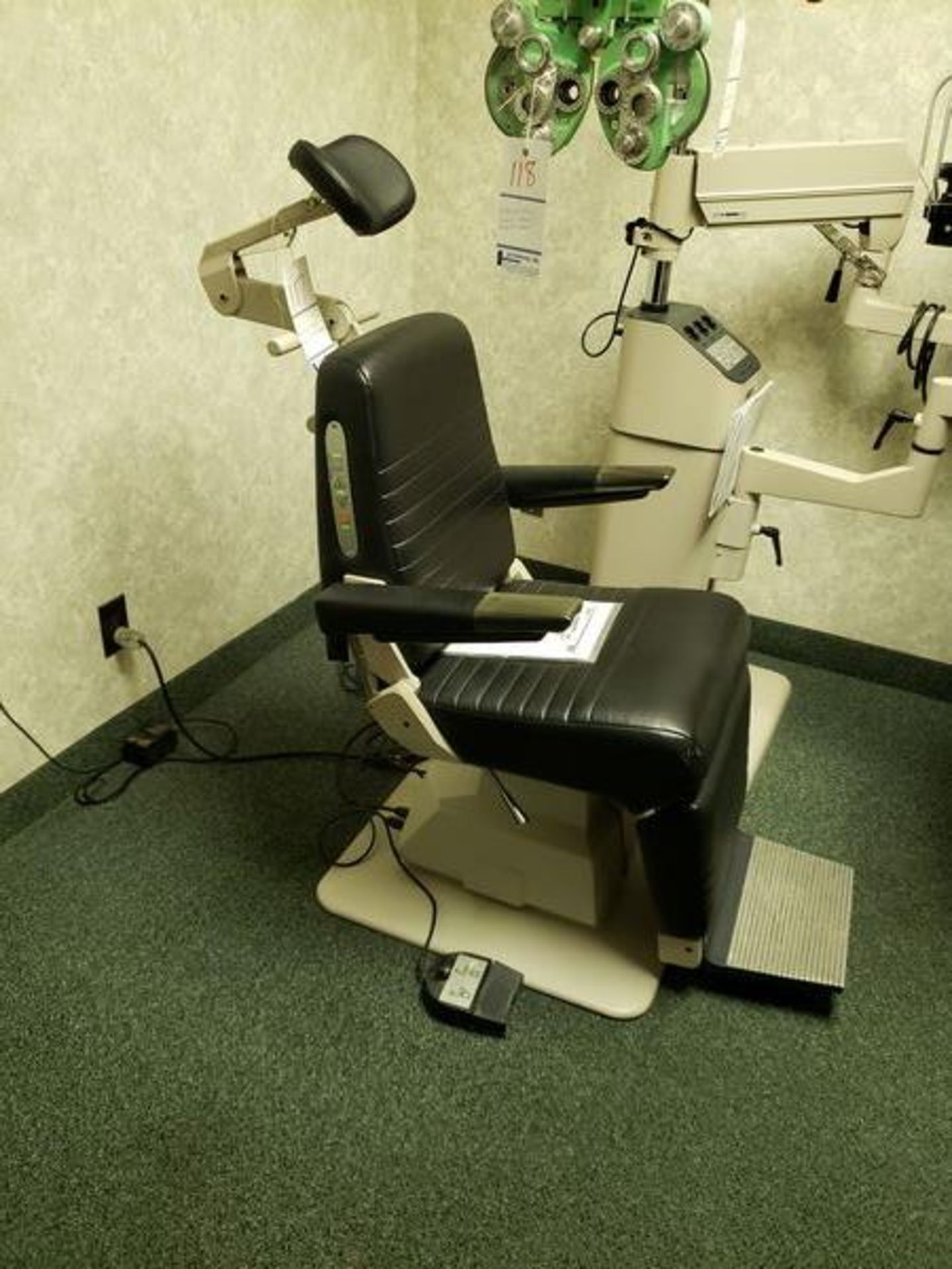 RELIANCE OPTICAL CHAIR MODEL 6200L