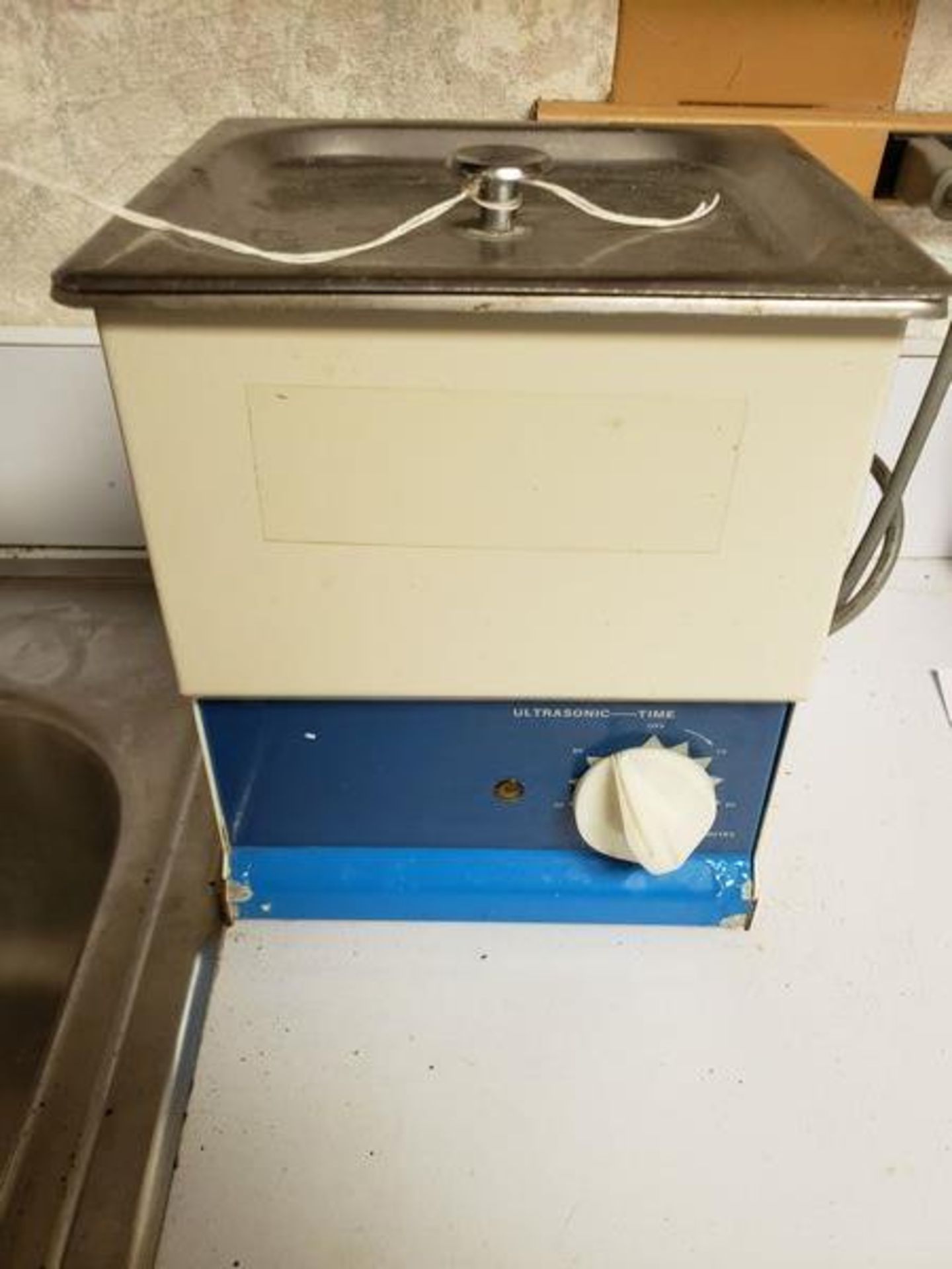 ULTRASONIC CLEANER