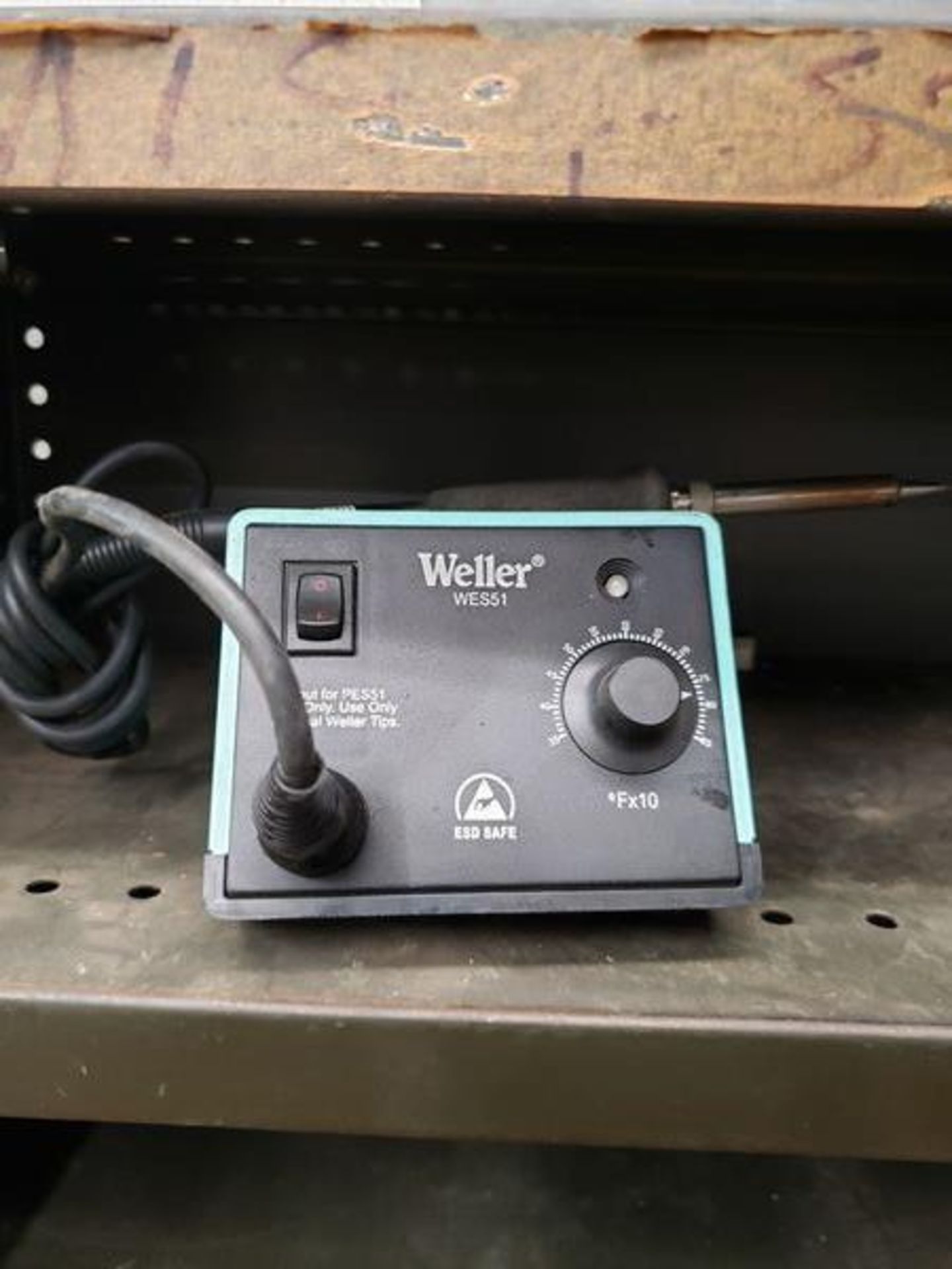 WELLER WES51 SOLDERER