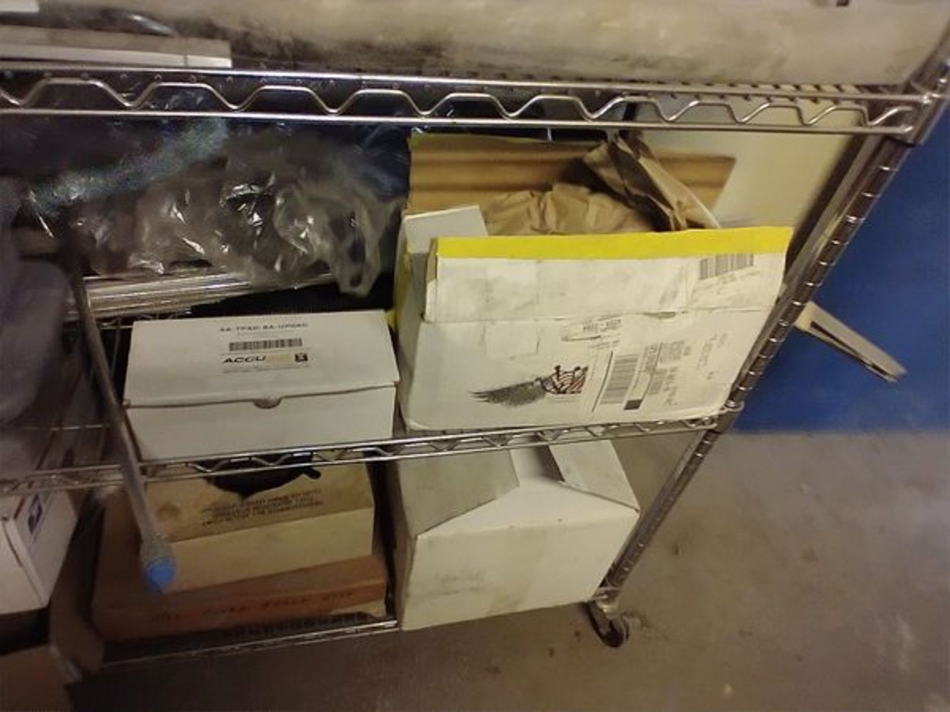 LOT OF CAR PARTS (NEW AND VINTAGE) ON RACK - Image 8 of 9