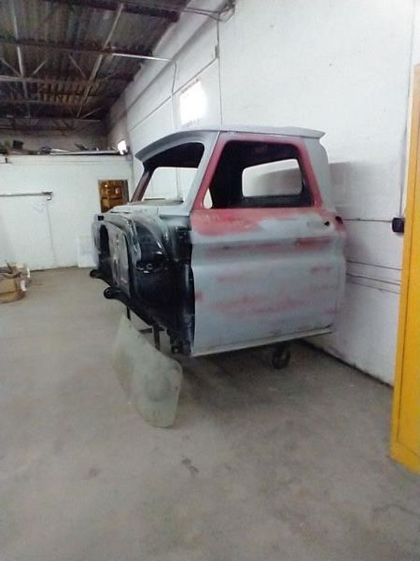 60'S CHEVY TRUCK CAB (WITH CART) - Image 4 of 6