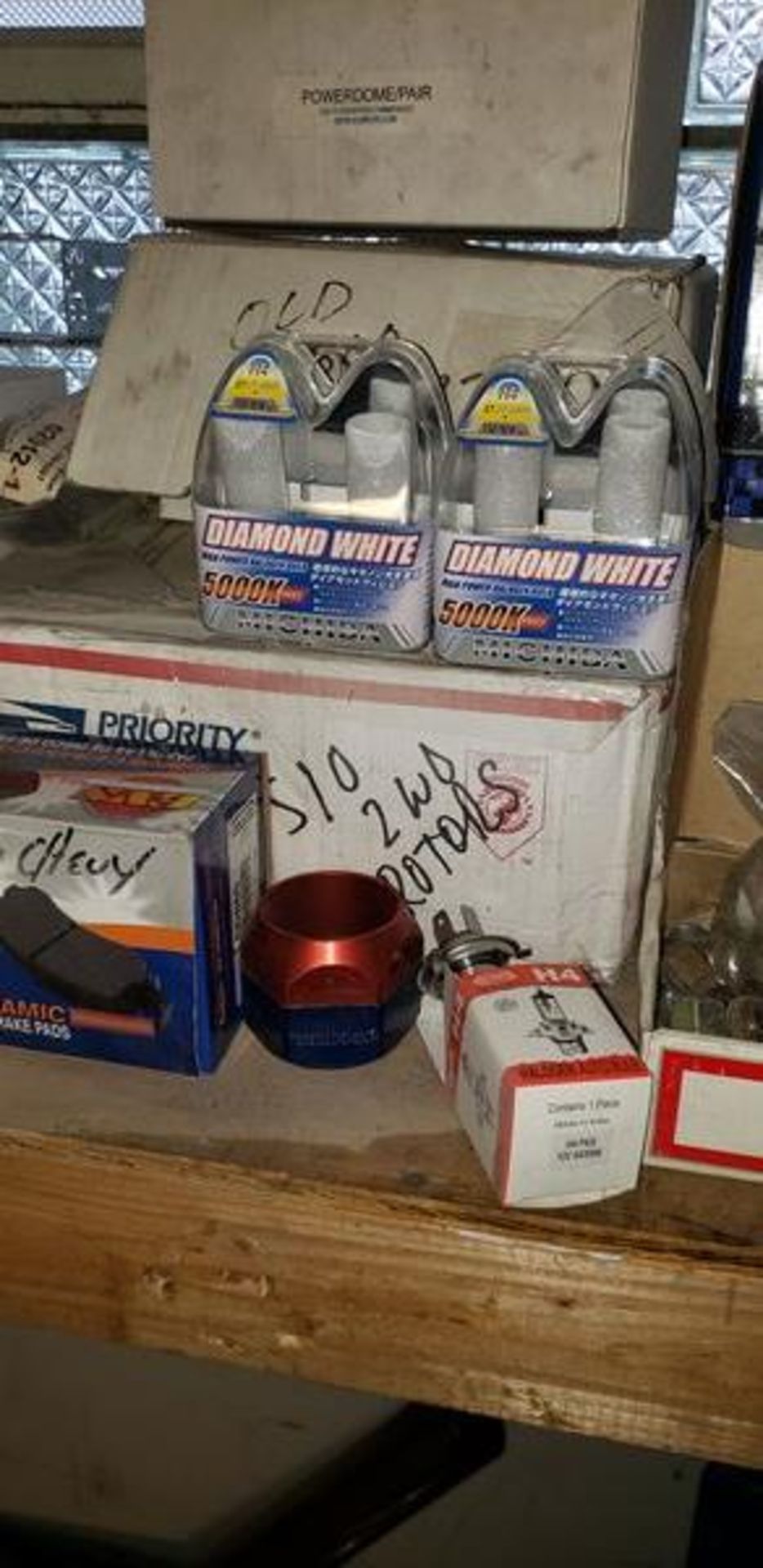 LOT OF ASSORTED CAR PARTS ON 2 SHELVES - Image 8 of 11