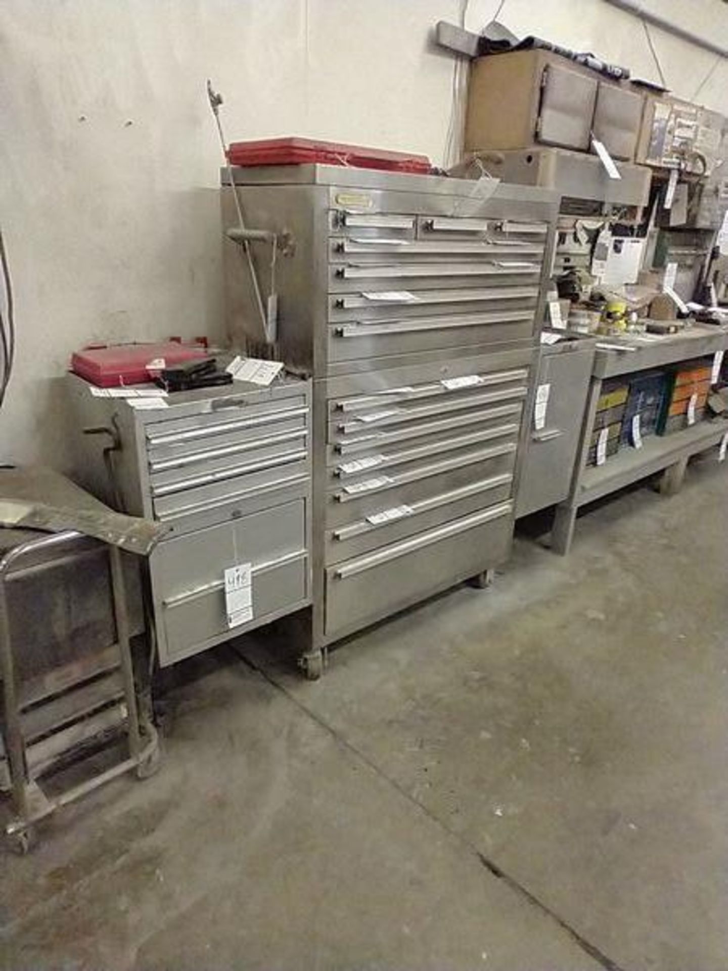 STAINLESS STEEL MAC TOOLS STEEL GLIDE TOOL CHEST - Image 2 of 2