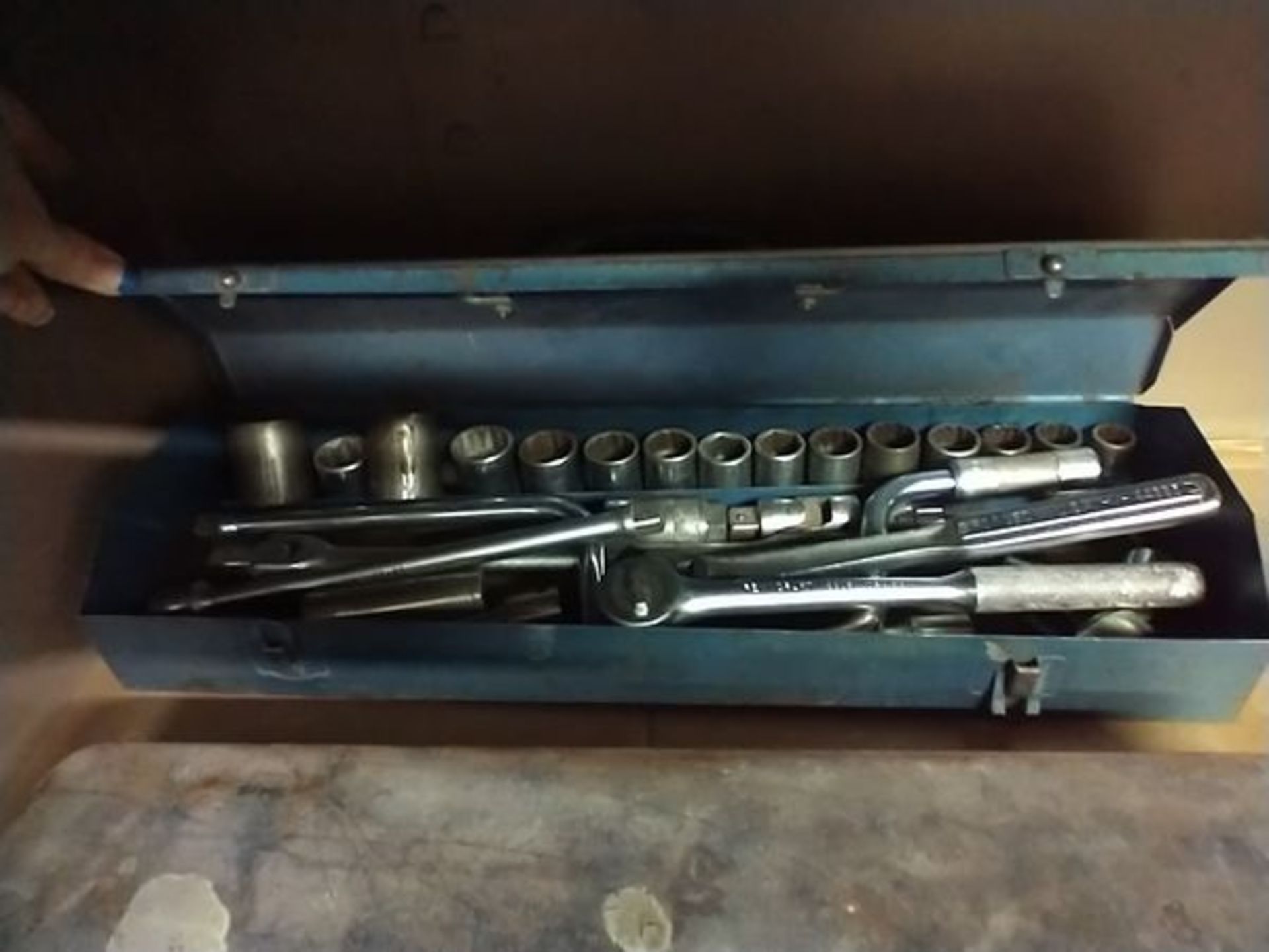 SOCKET SETS WITH RATCHETS - Image 2 of 3