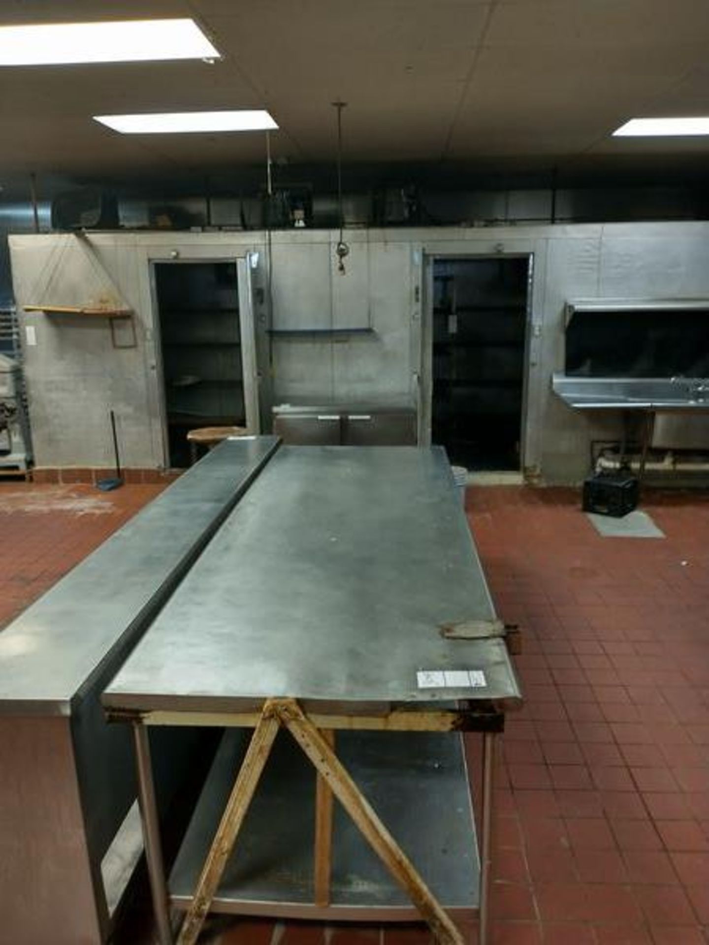 STAINLESS PREP TABLE 10' X 42" X 35"