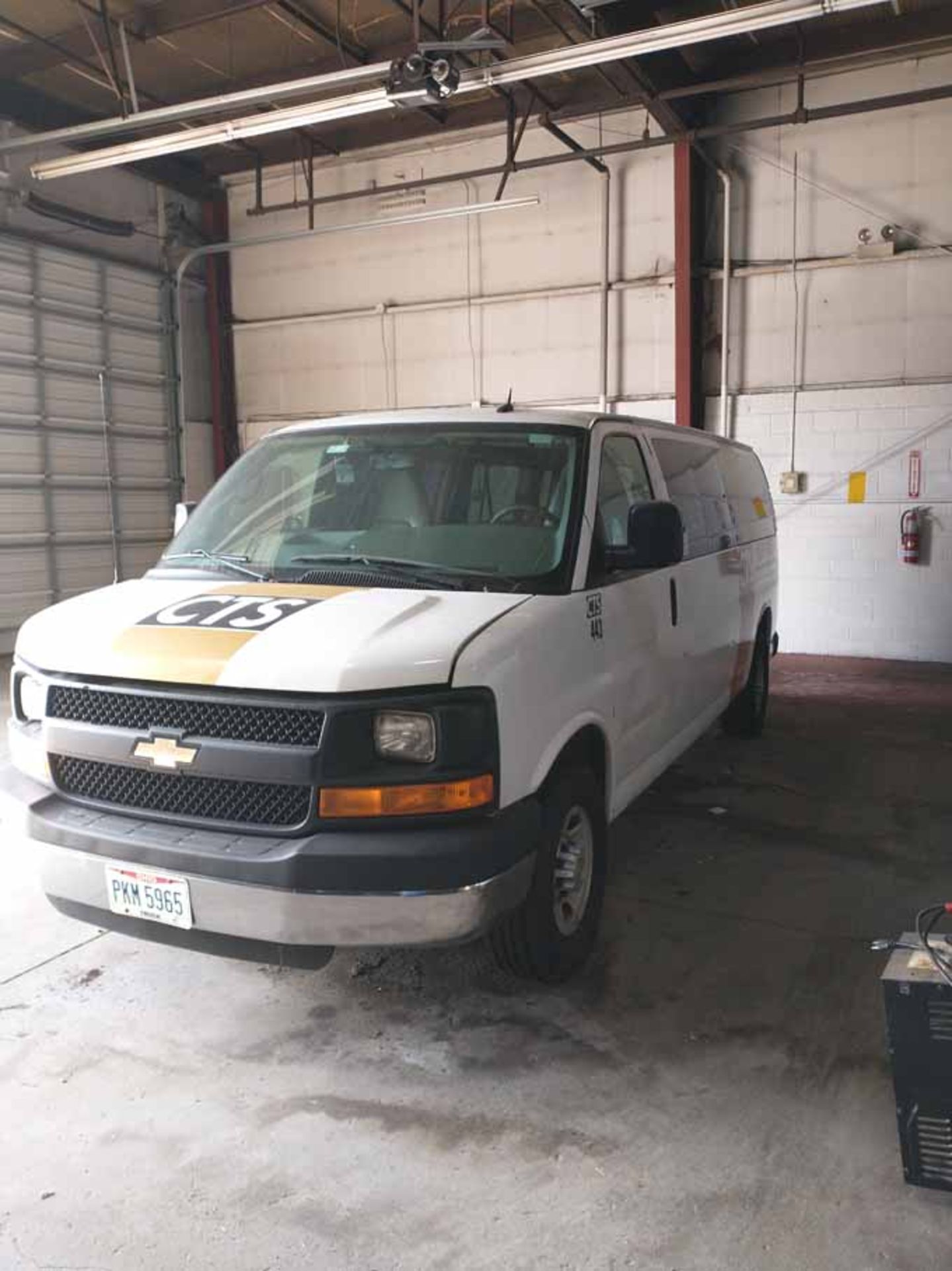 2014 CHEVROLET EXPRESS G3500LS (UNIT #443) VIN # 1GAZGZFG6E1125347