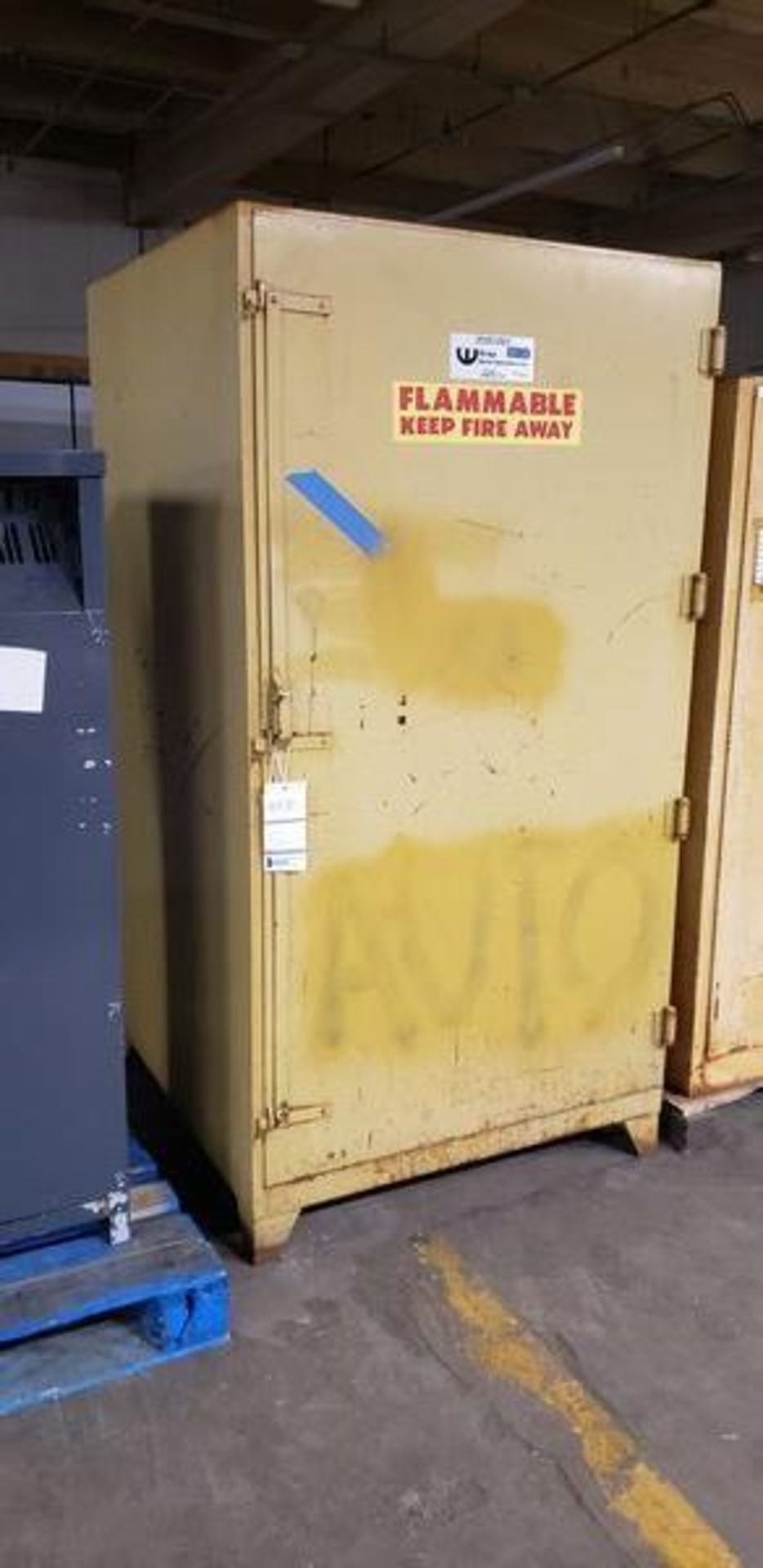 40" X 40" X 77" FLAMMABLE STORAGE CABINET